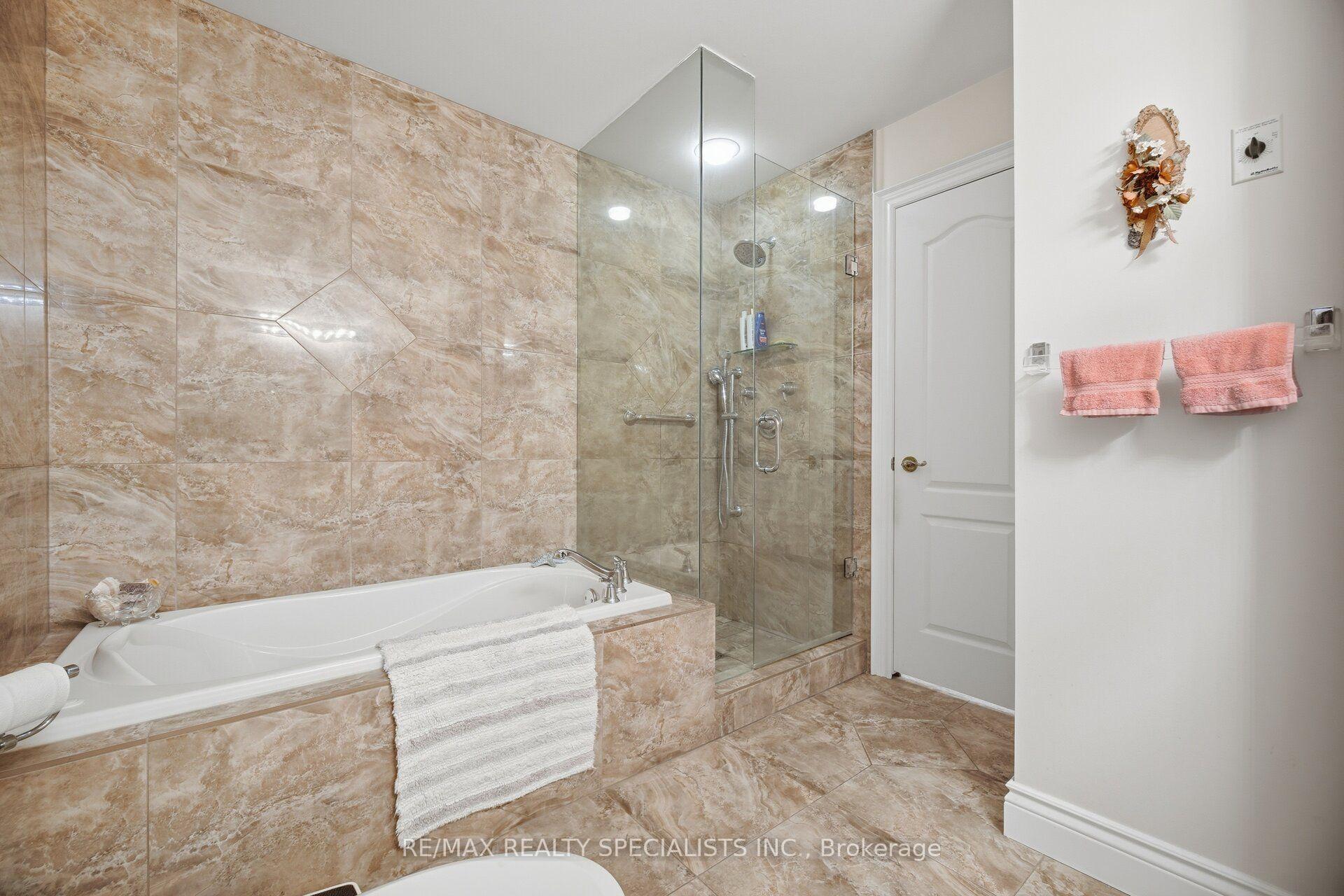 Photo 25 of Unit 6, 5490 Glen Erin Drive, Mississauga, Central Erin Mills — HOMEH