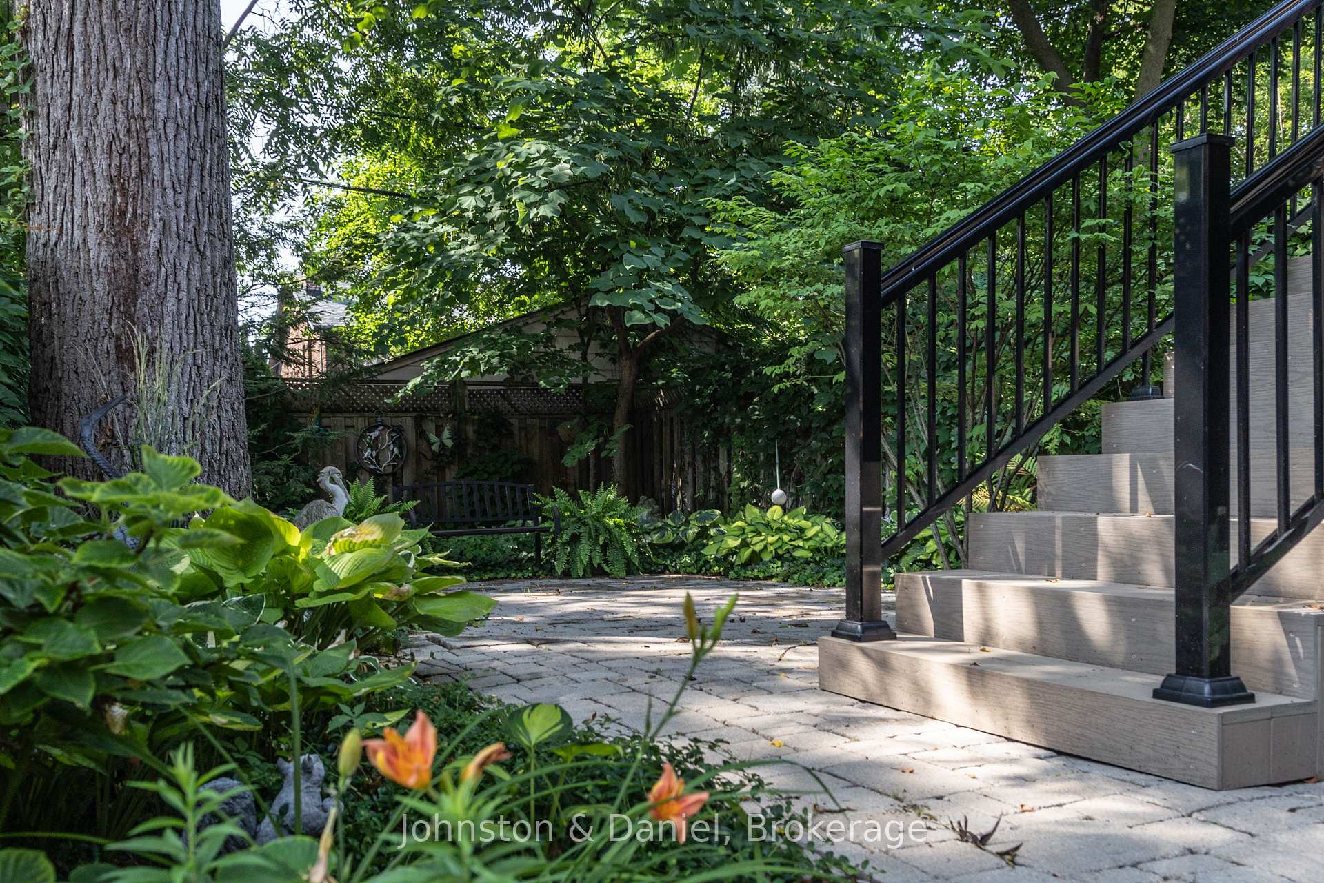 Photo 5 of 47 Castlefield Avenue, Toronto, Yonge-Eglinton — HOMEH