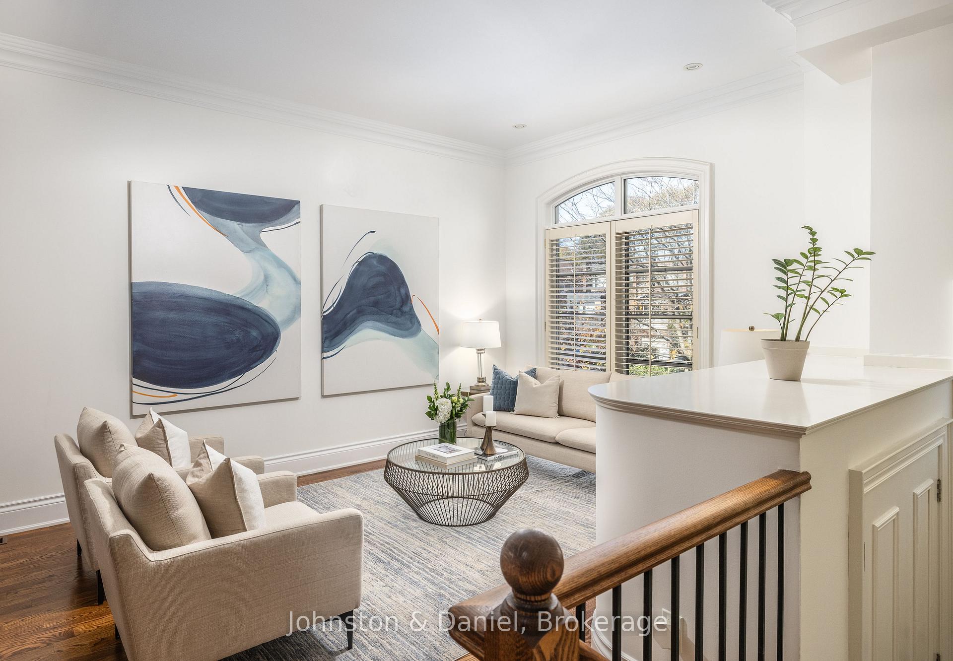 Photo 6 of 47 Castlefield Avenue, Toronto, Yonge-Eglinton — HOMEH