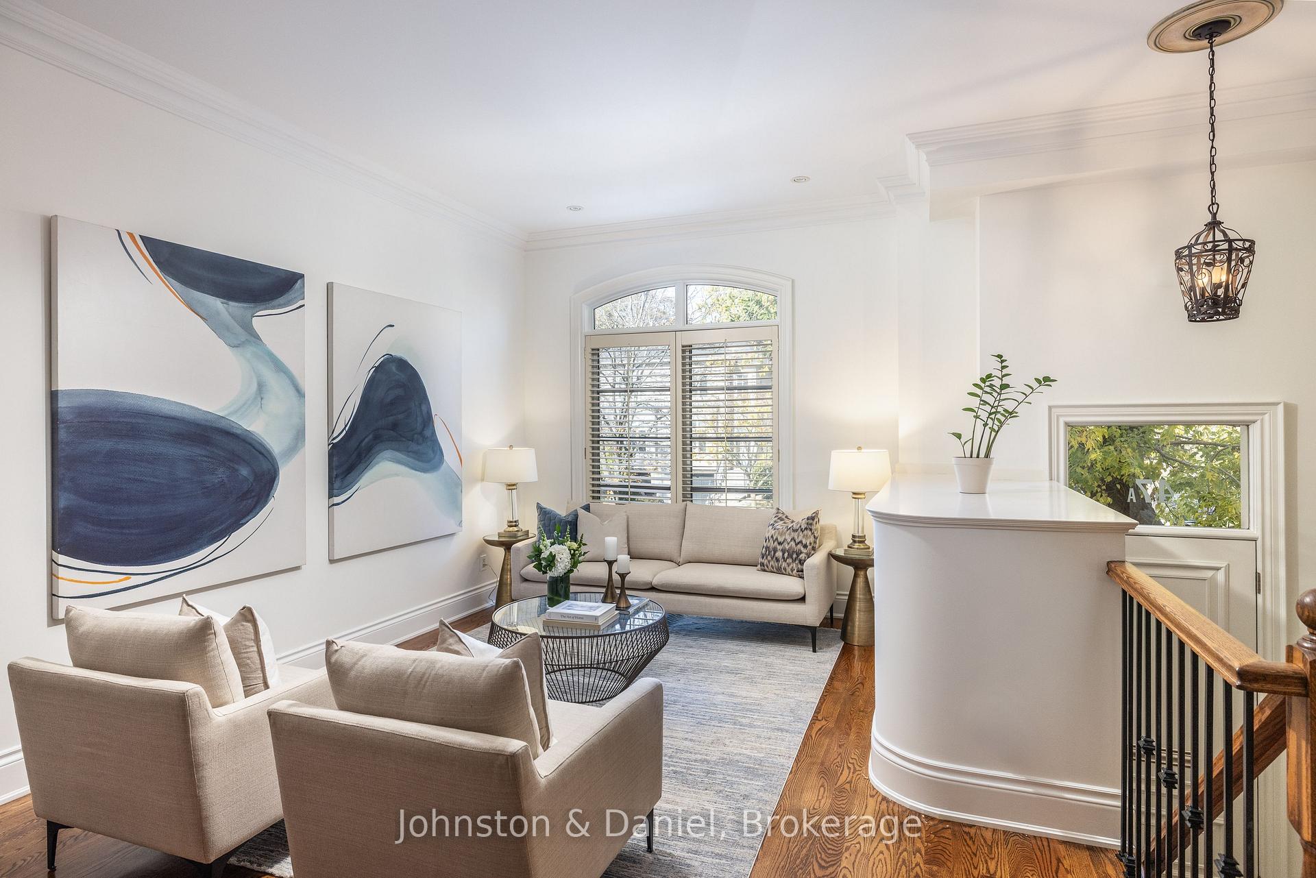 Photo 7 of 47 Castlefield Avenue, Toronto, Yonge-Eglinton — HOMEH
