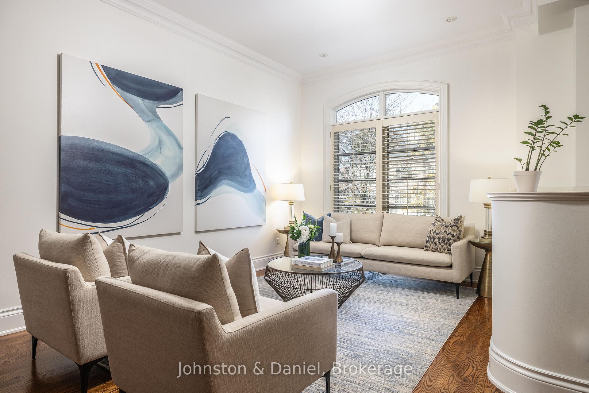 Photo 8 of 47 Castlefield Avenue, Toronto, Yonge-Eglinton — HOMEH