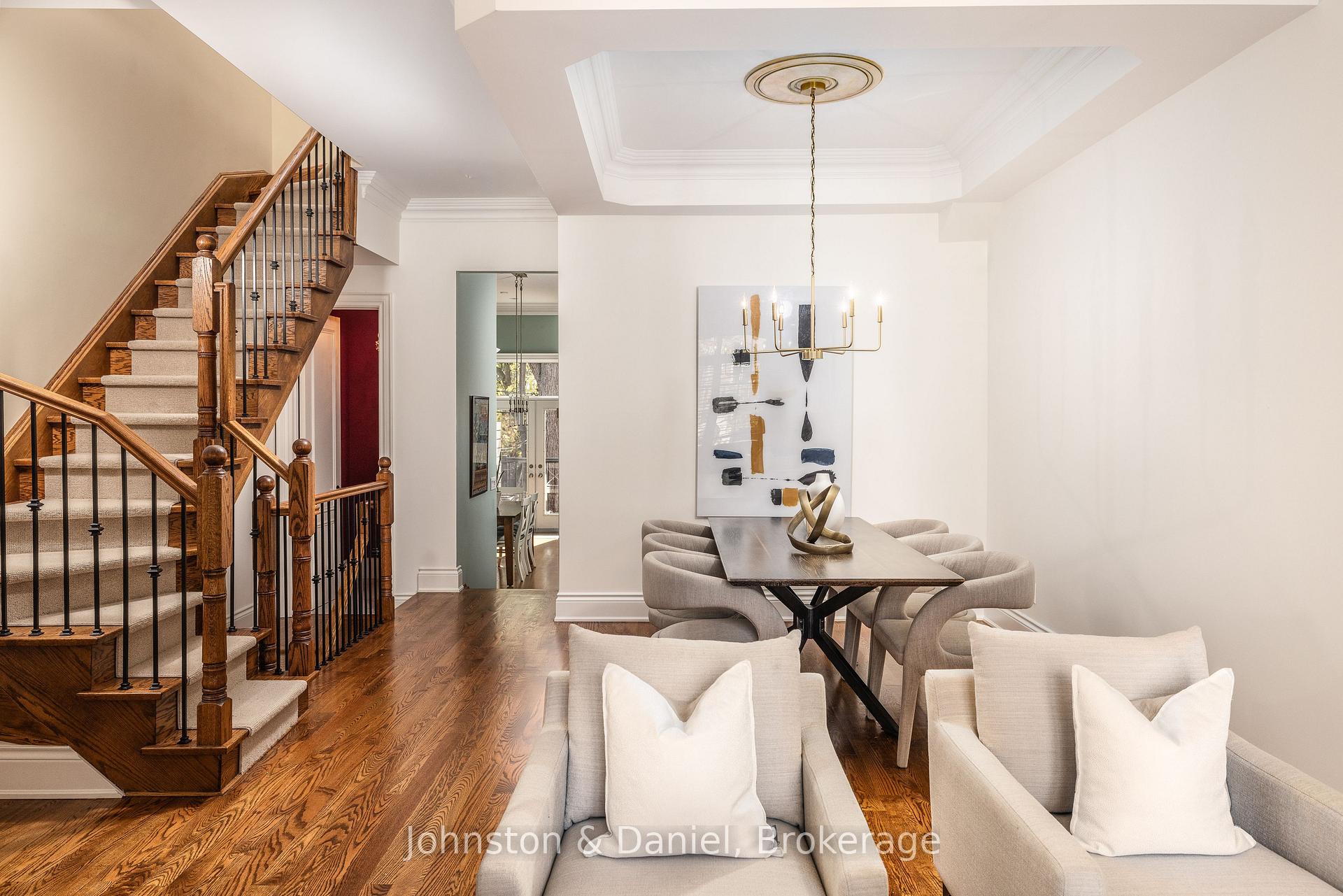Photo 11 of 47 Castlefield Avenue, Toronto, Yonge-Eglinton — HOMEH