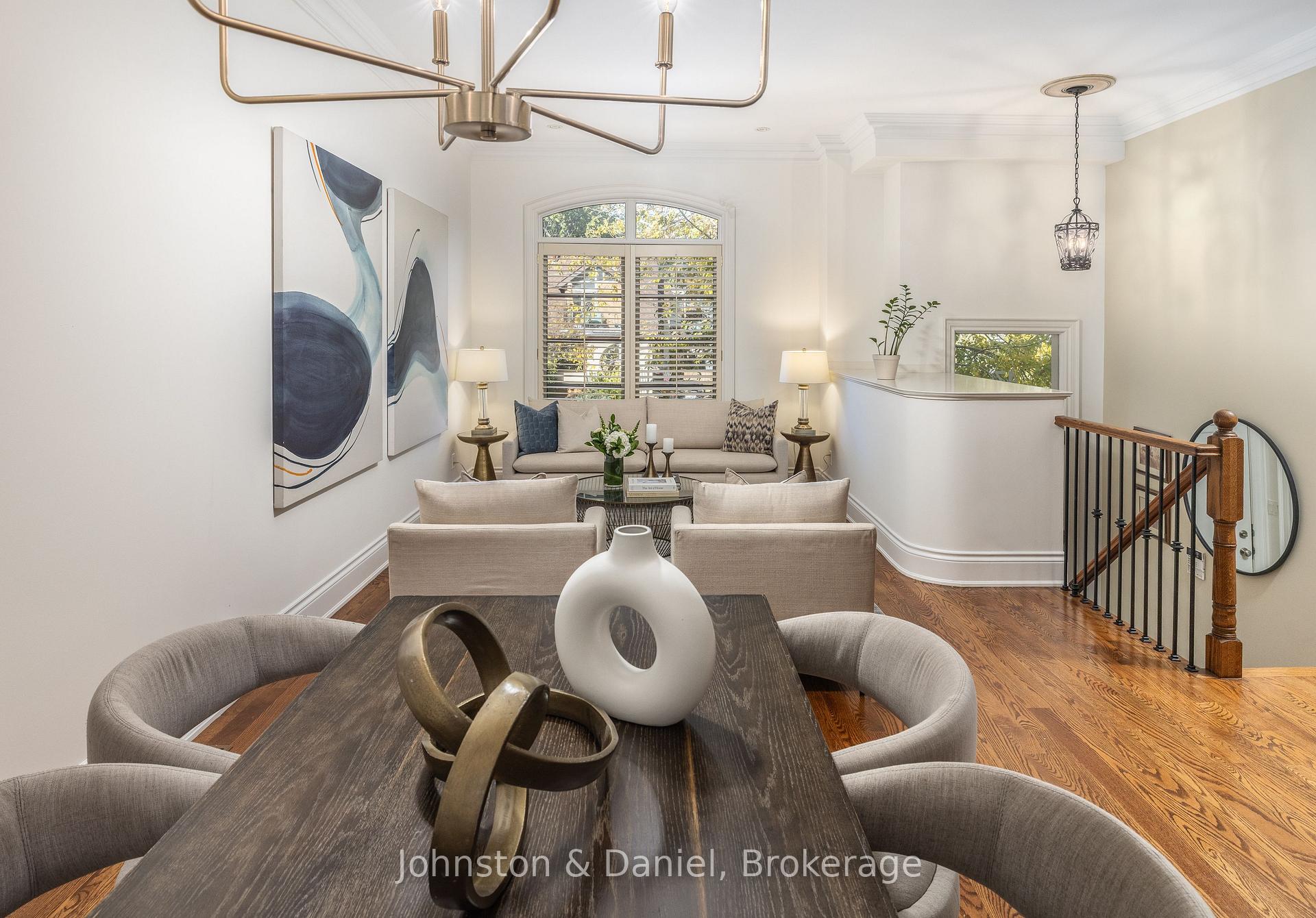 Photo 15 of 47 Castlefield Avenue, Toronto, Yonge-Eglinton — HOMEH