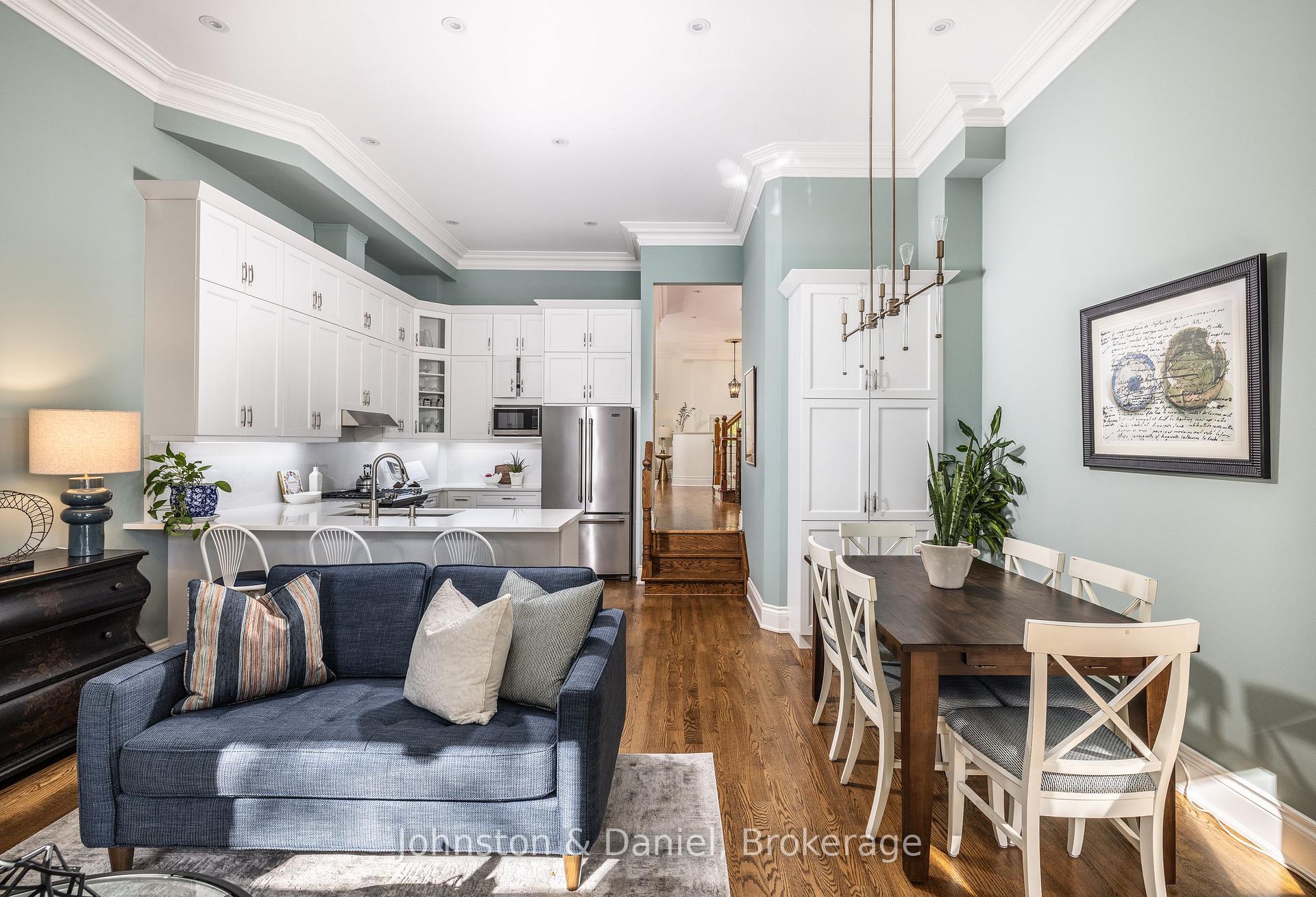Photo 21 of 47 Castlefield Avenue, Toronto, Yonge-Eglinton — HOMEH