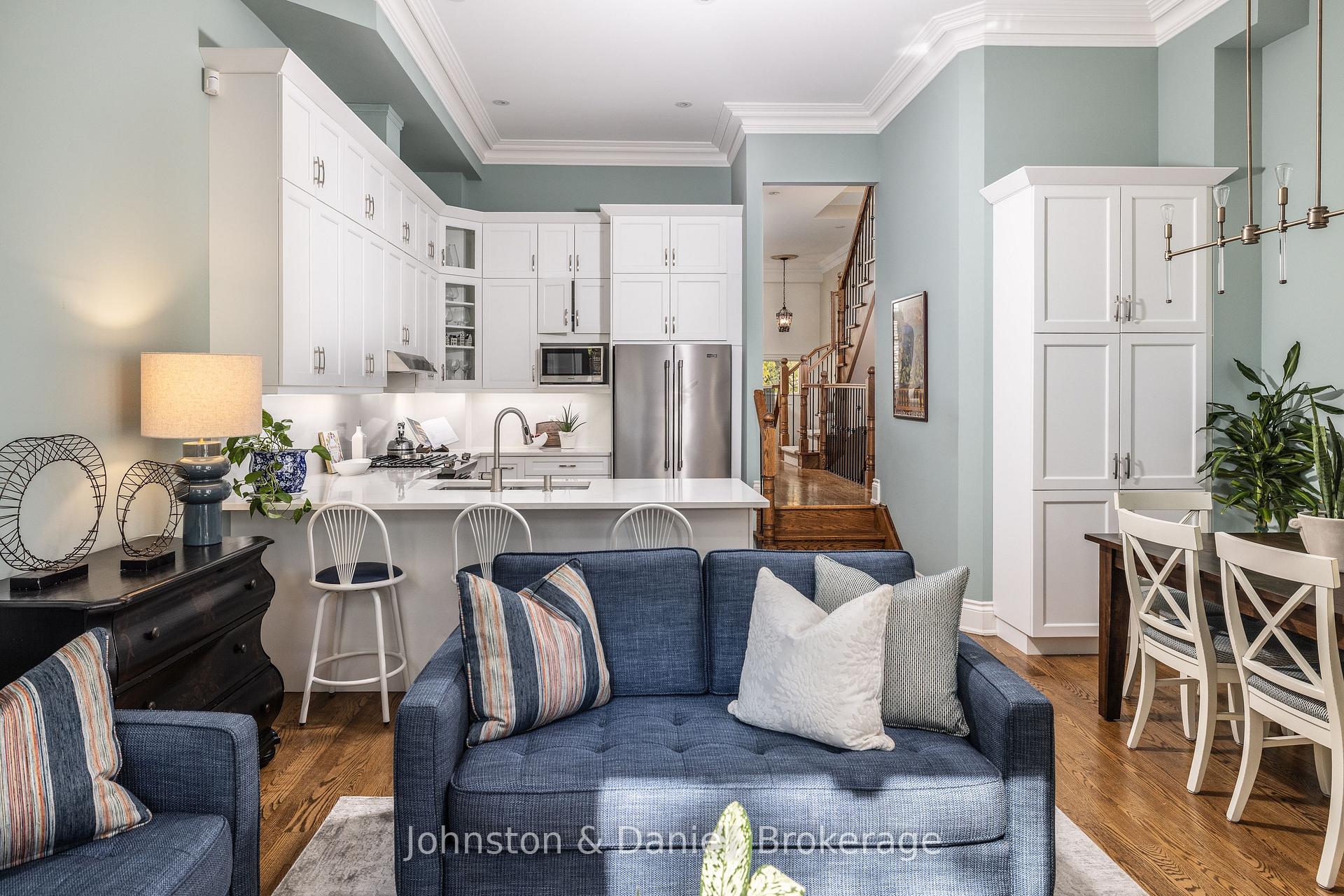 Photo 22 of 47 Castlefield Avenue, Toronto, Yonge-Eglinton — HOMEH