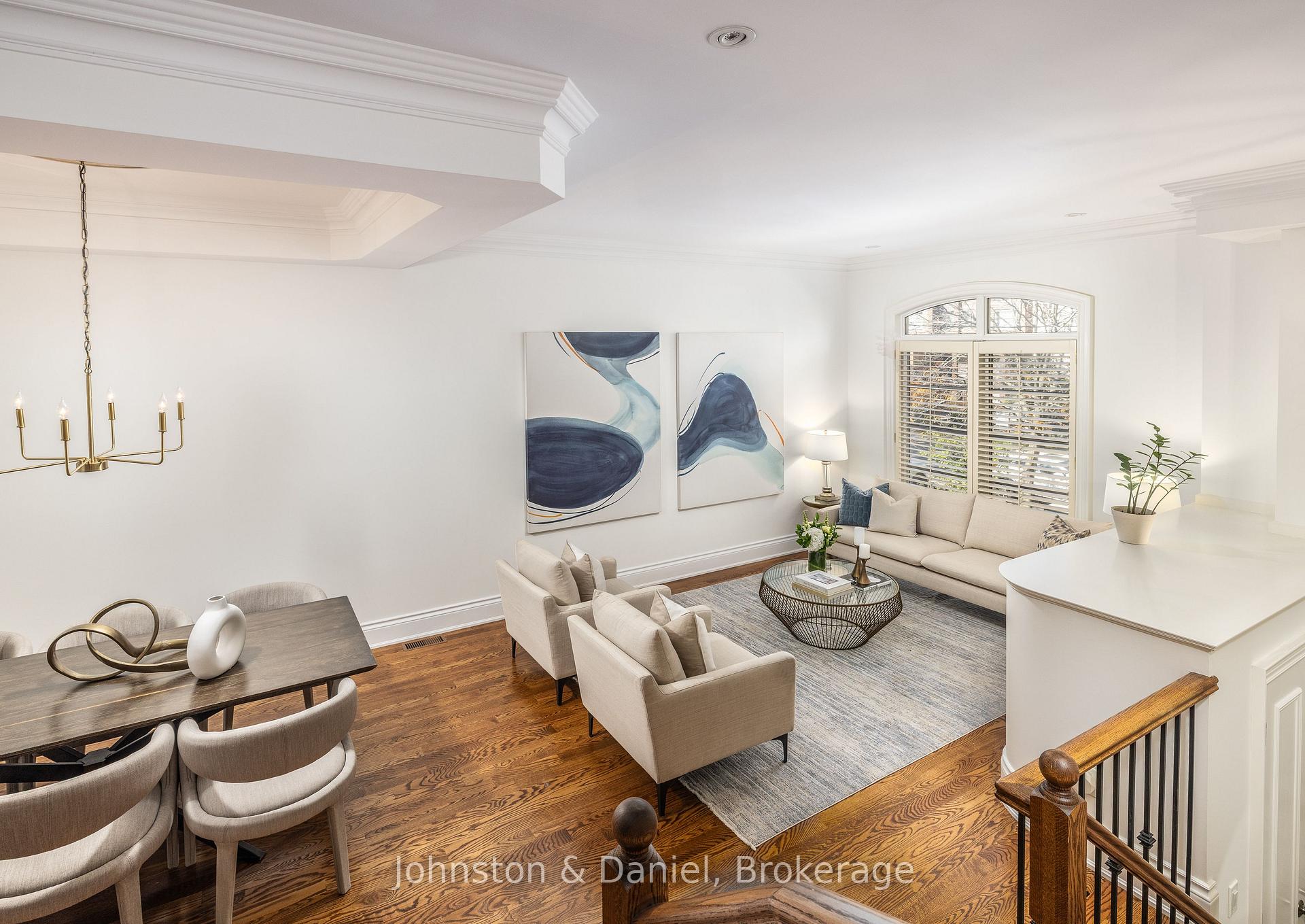 Photo 25 of 47 Castlefield Avenue, Toronto, Yonge-Eglinton — HOMEH