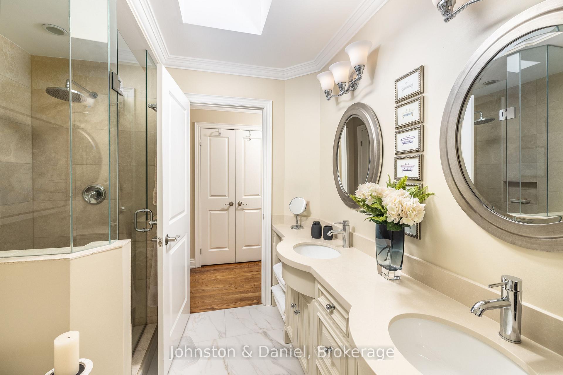 Photo 32 of 47 Castlefield Avenue, Toronto, Yonge-Eglinton — HOMEH