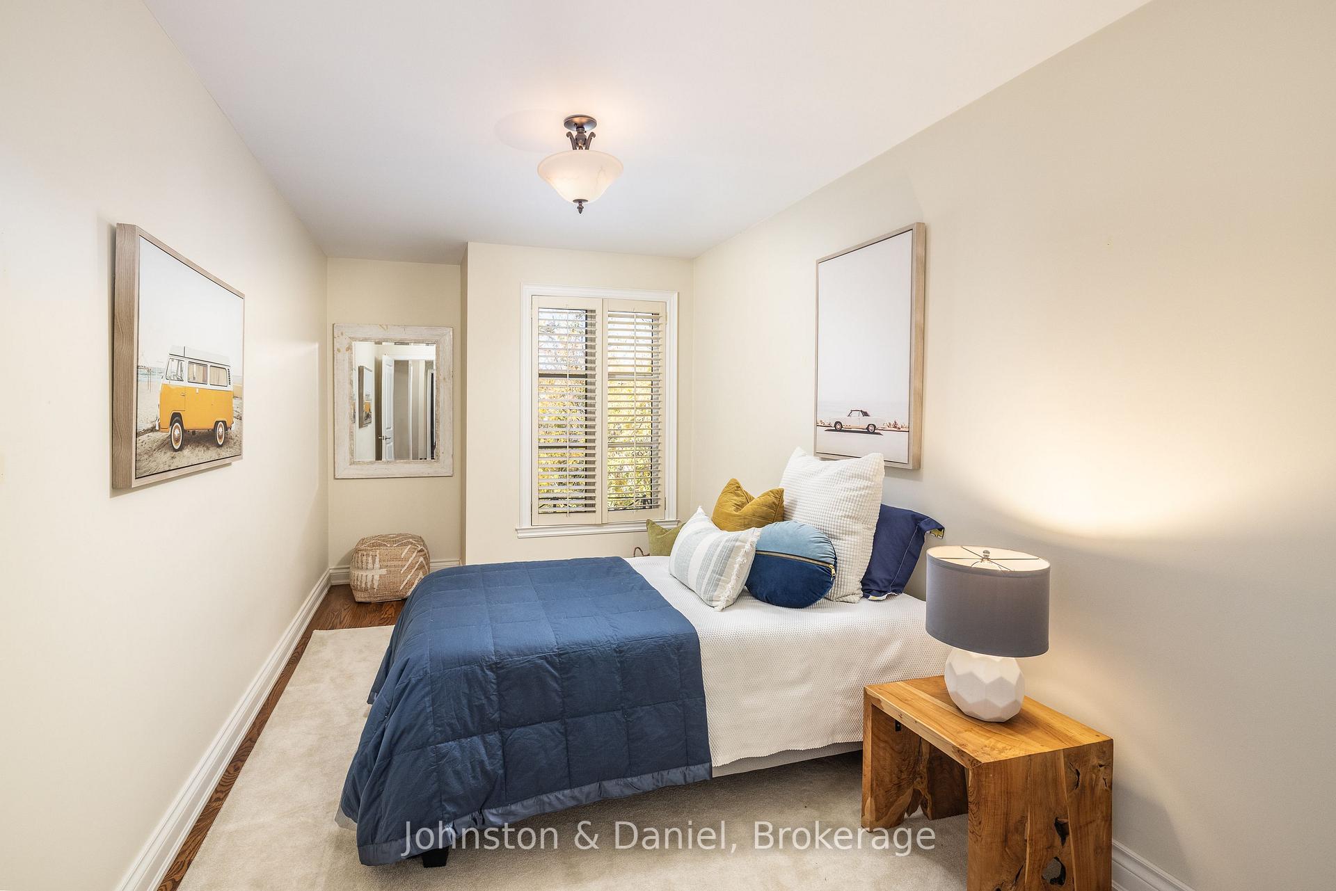 Photo 34 of 47 Castlefield Avenue, Toronto, Yonge-Eglinton — HOMEH
