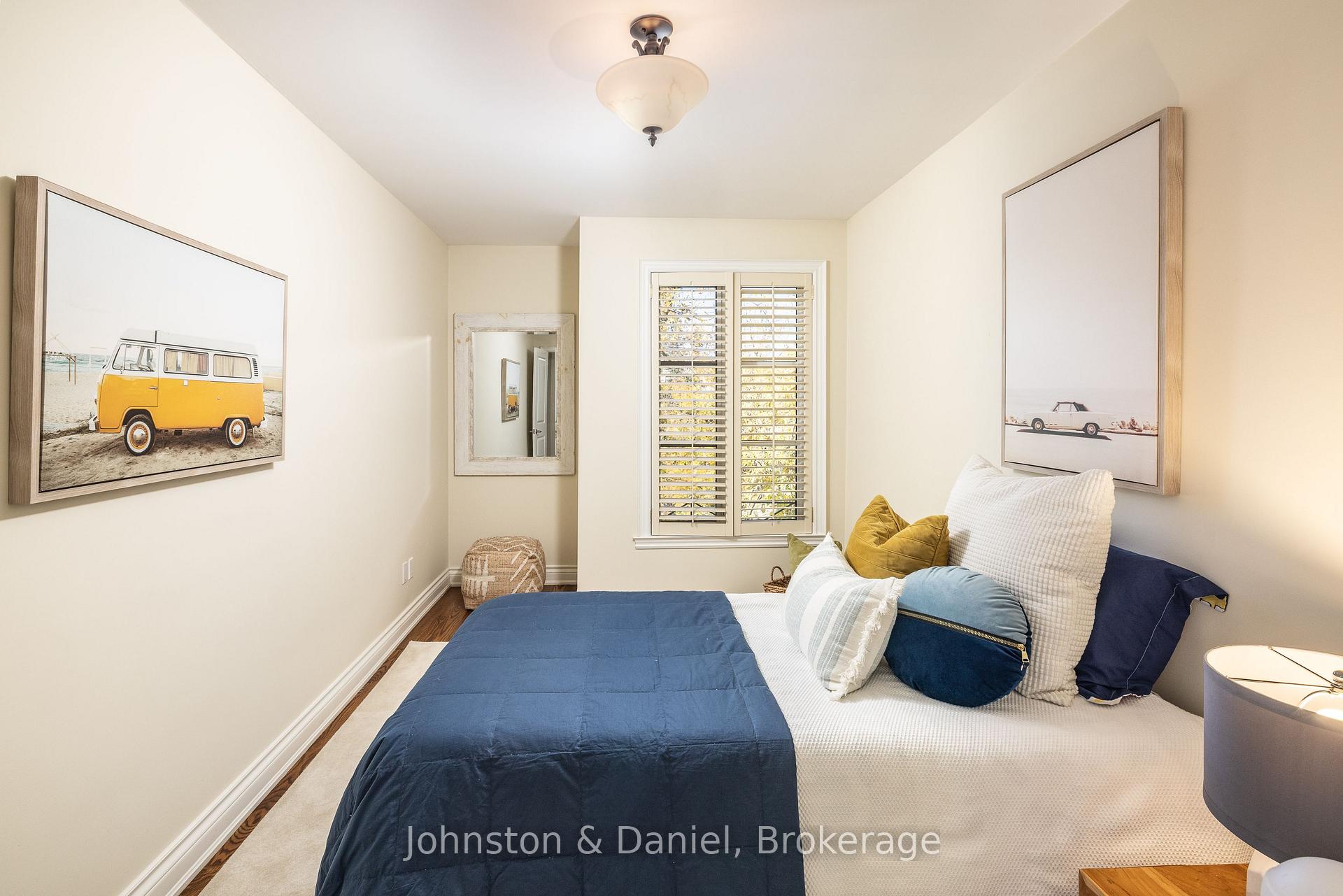 Photo 35 of 47 Castlefield Avenue, Toronto, Yonge-Eglinton — HOMEH