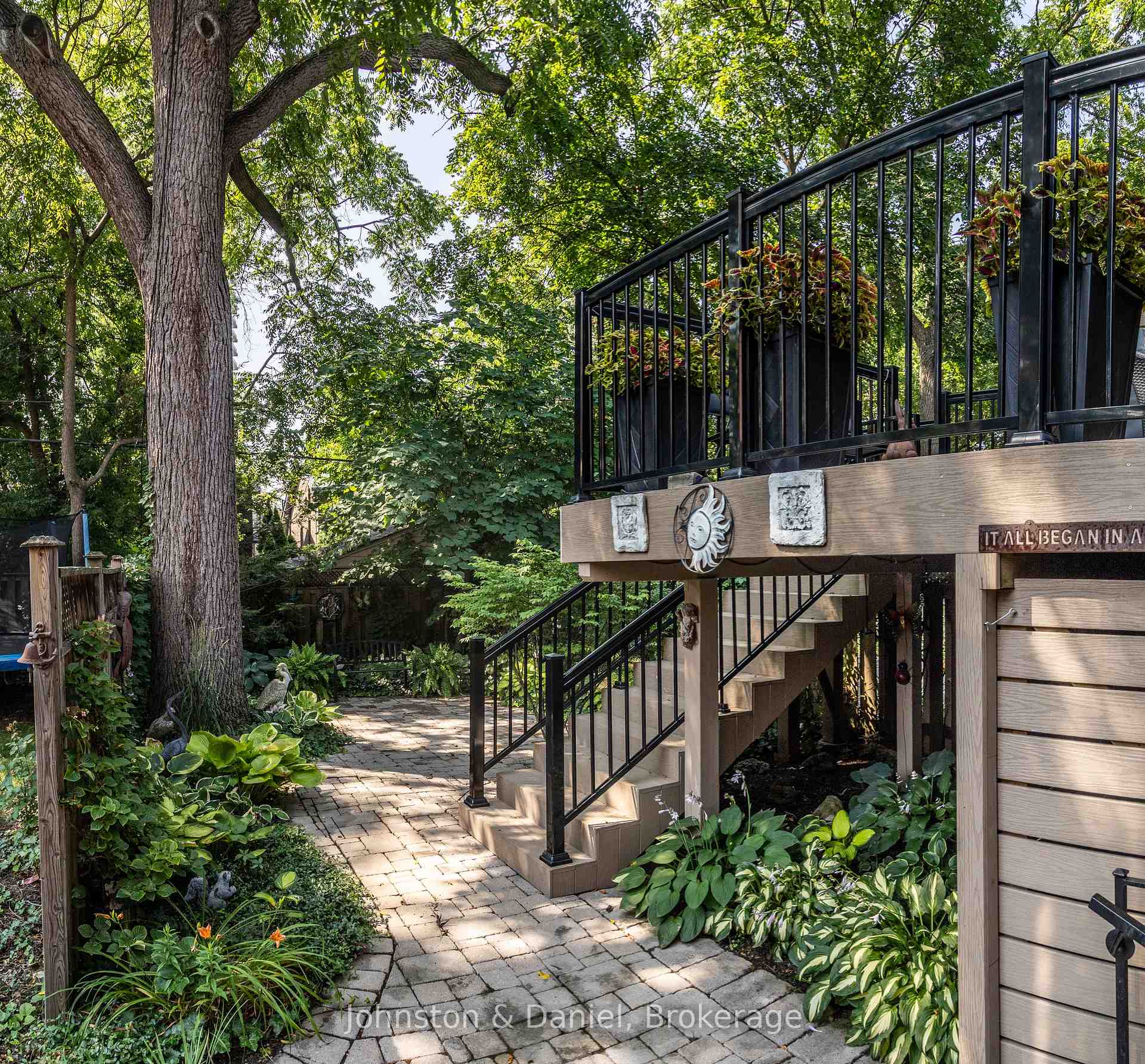 Photo 52 of 47 Castlefield Avenue, Toronto, Yonge-Eglinton — HOMEH