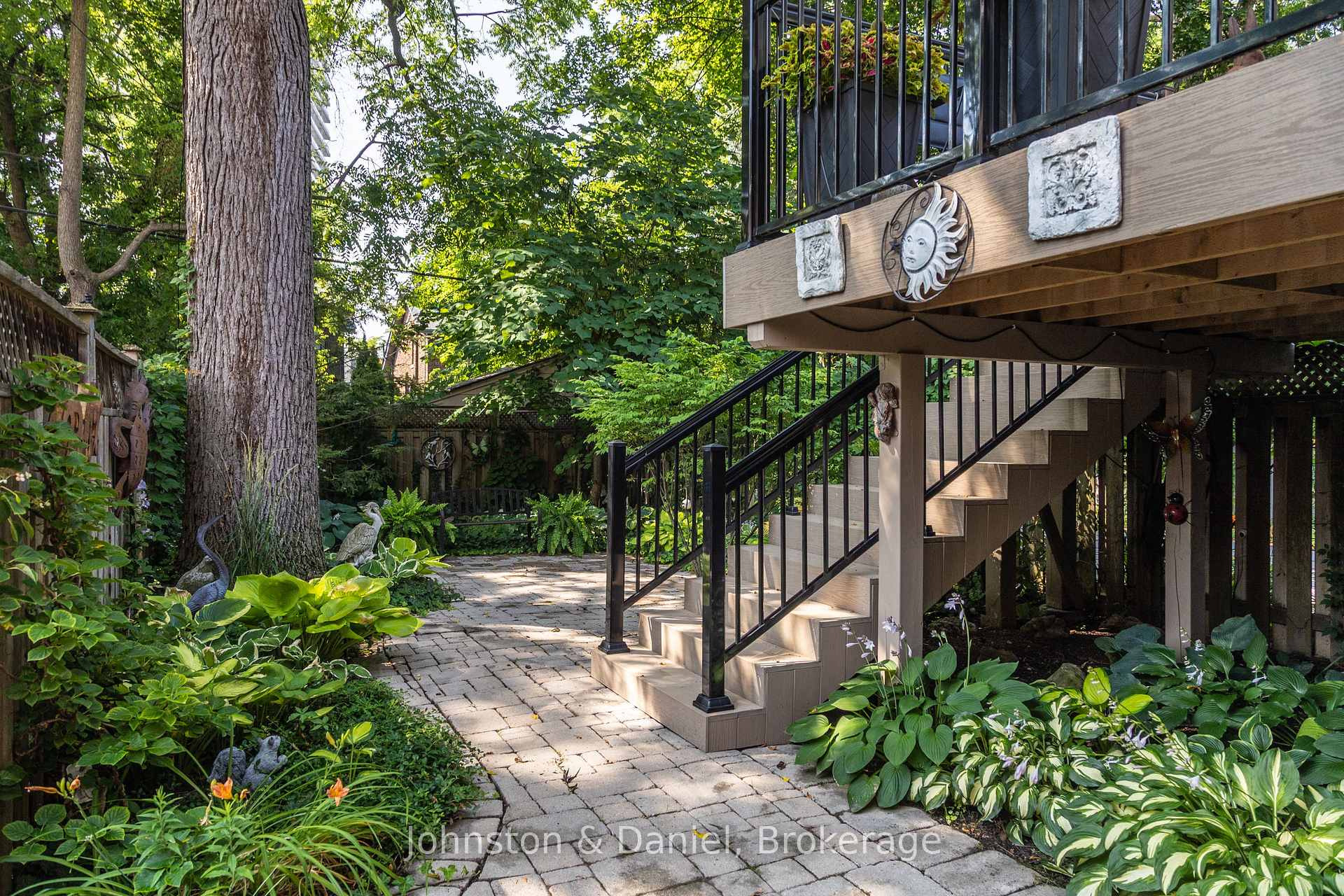 Photo 44 of 47 Castlefield Avenue, Toronto, Yonge-Eglinton — HOMEH