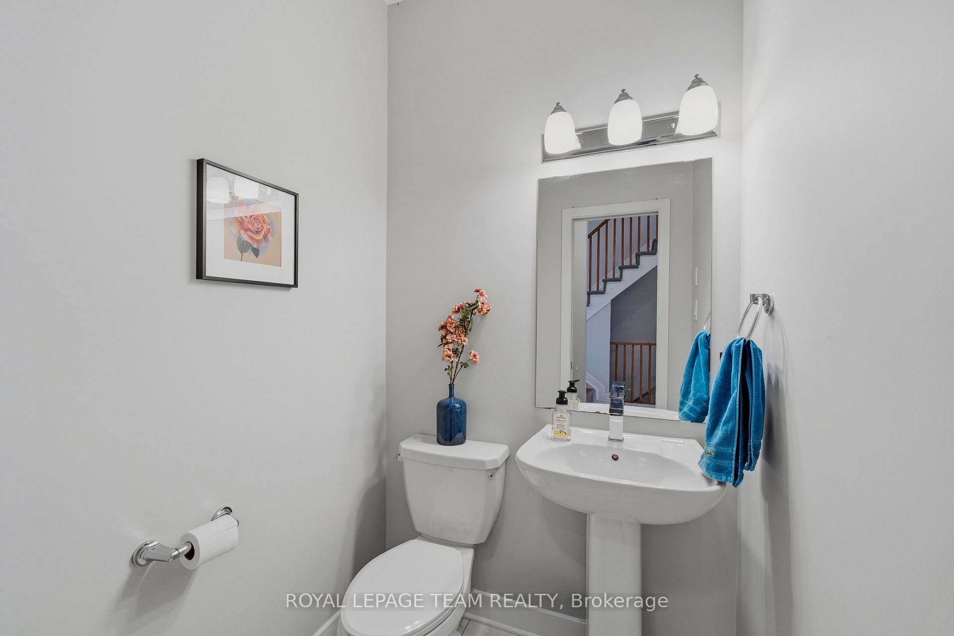 Photo 7 of 210 Big Dipper Street, Ottawa, Riverside South/Gloucester Glen — HOMEH