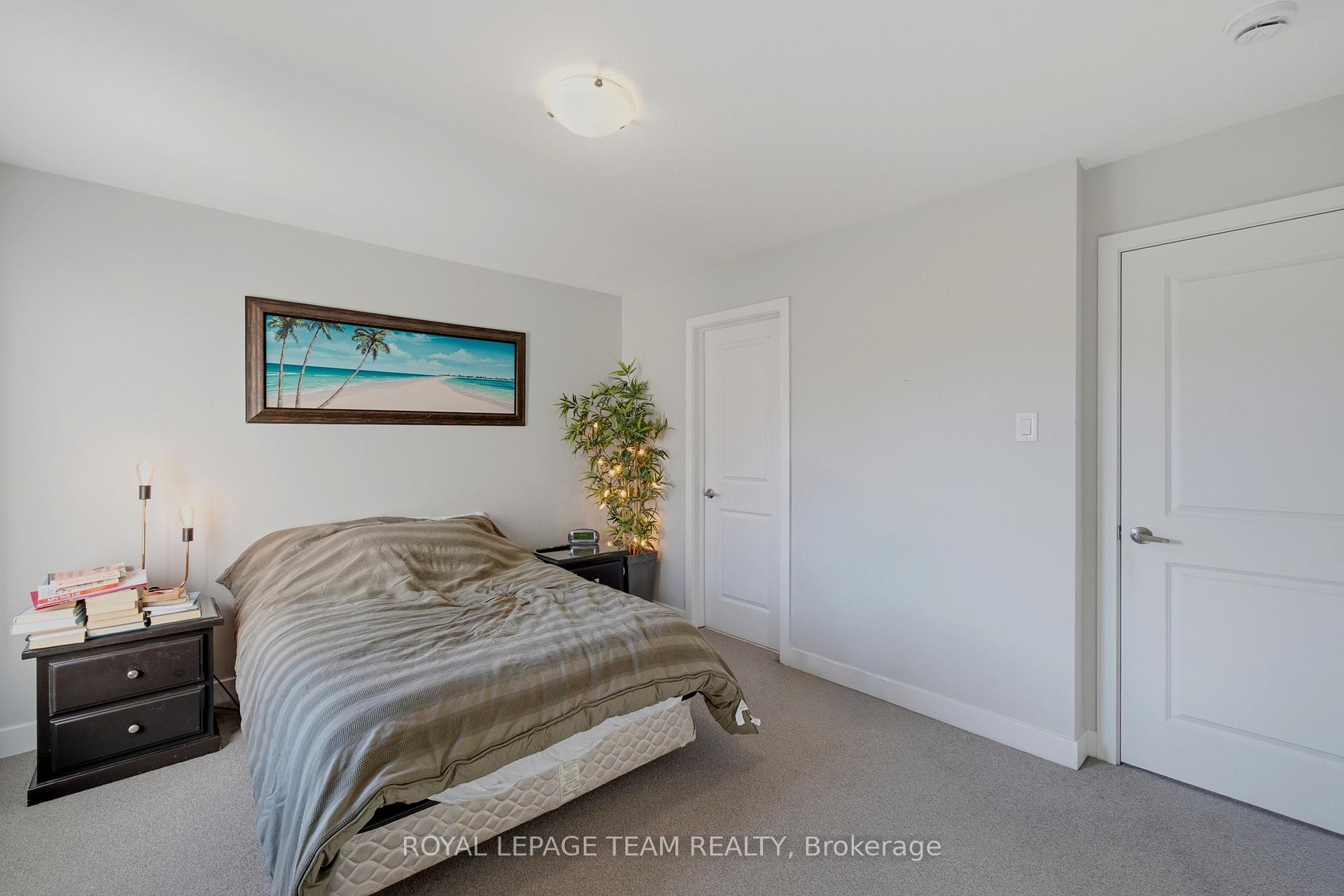 Photo 30 of 210 Big Dipper Street, Ottawa, Riverside South/Gloucester Glen — HOMEH