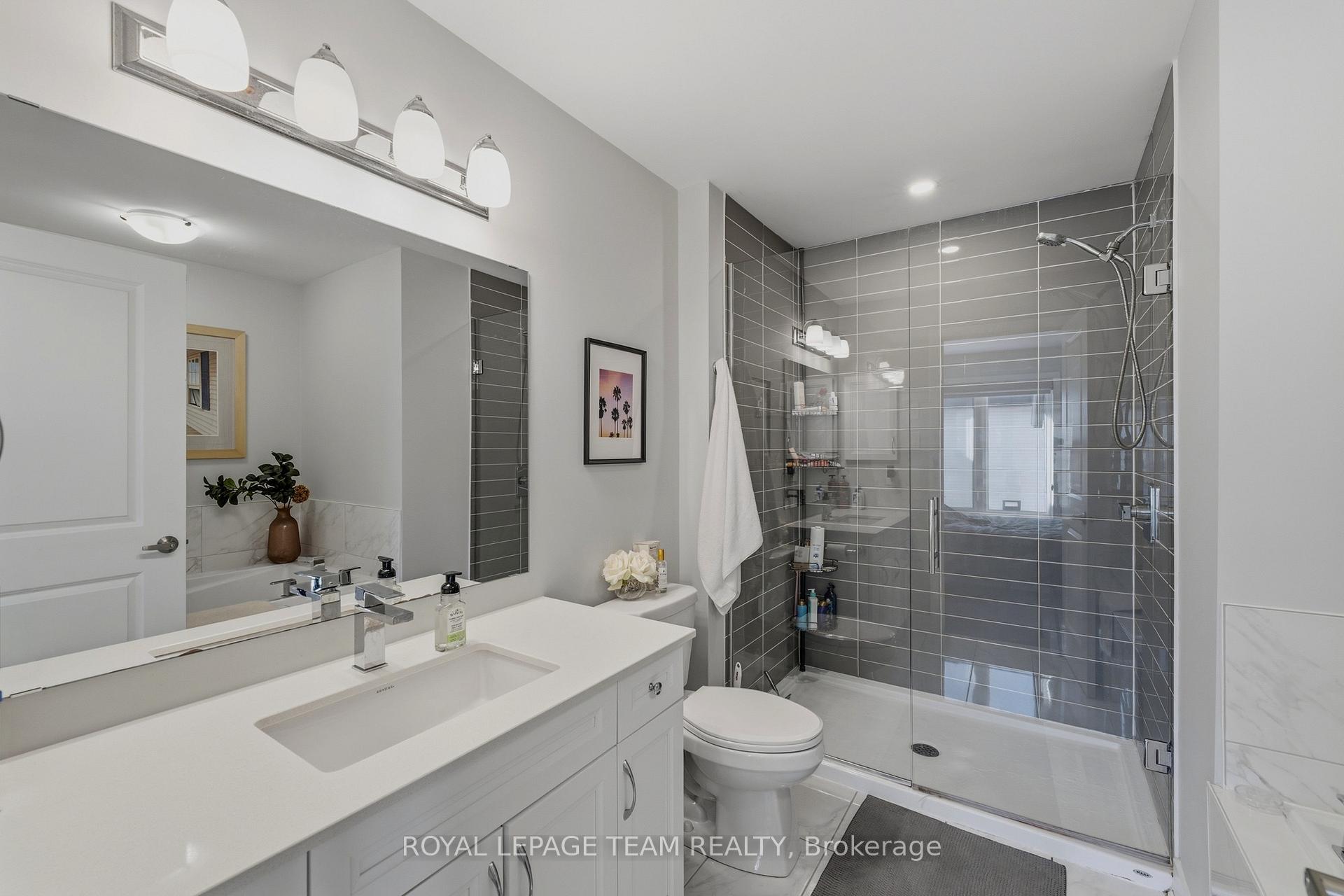 Photo 32 of 210 Big Dipper Street, Ottawa, Riverside South/Gloucester Glen — HOMEH