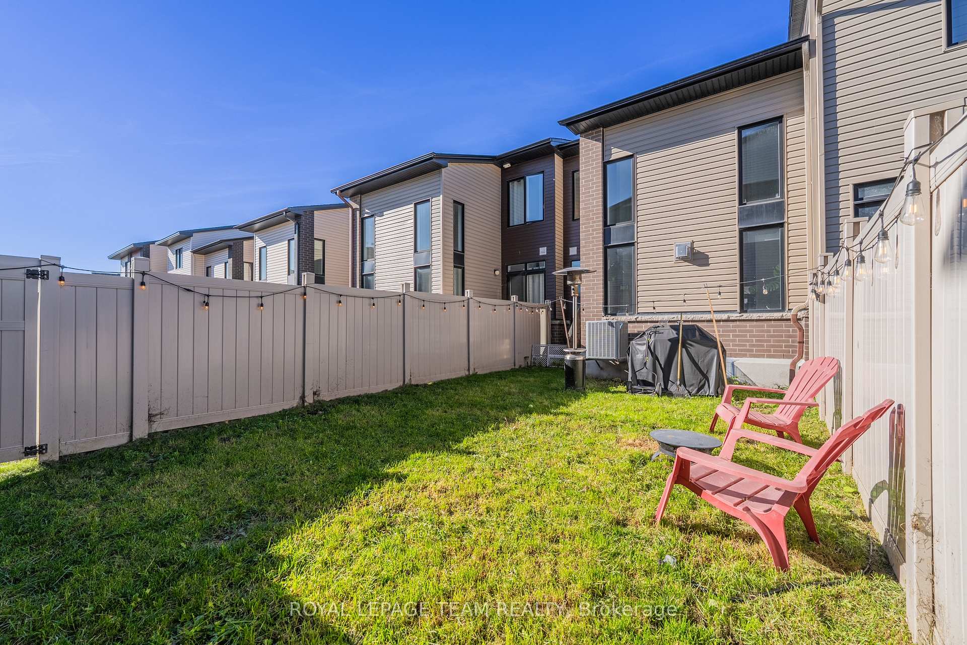 Photo 44 of 210 Big Dipper Street, Ottawa, Riverside South/Gloucester Glen — HOMEH
