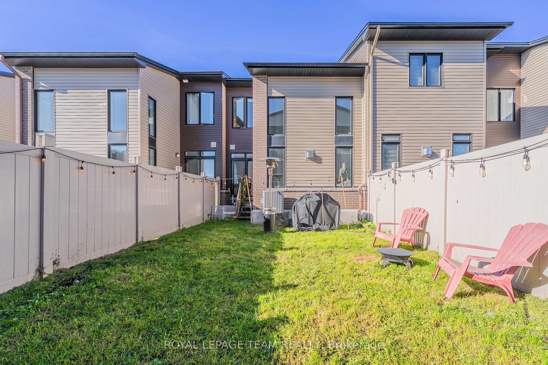 Photo 45 of 210 Big Dipper Street, Ottawa, Riverside South/Gloucester Glen — HOMEH