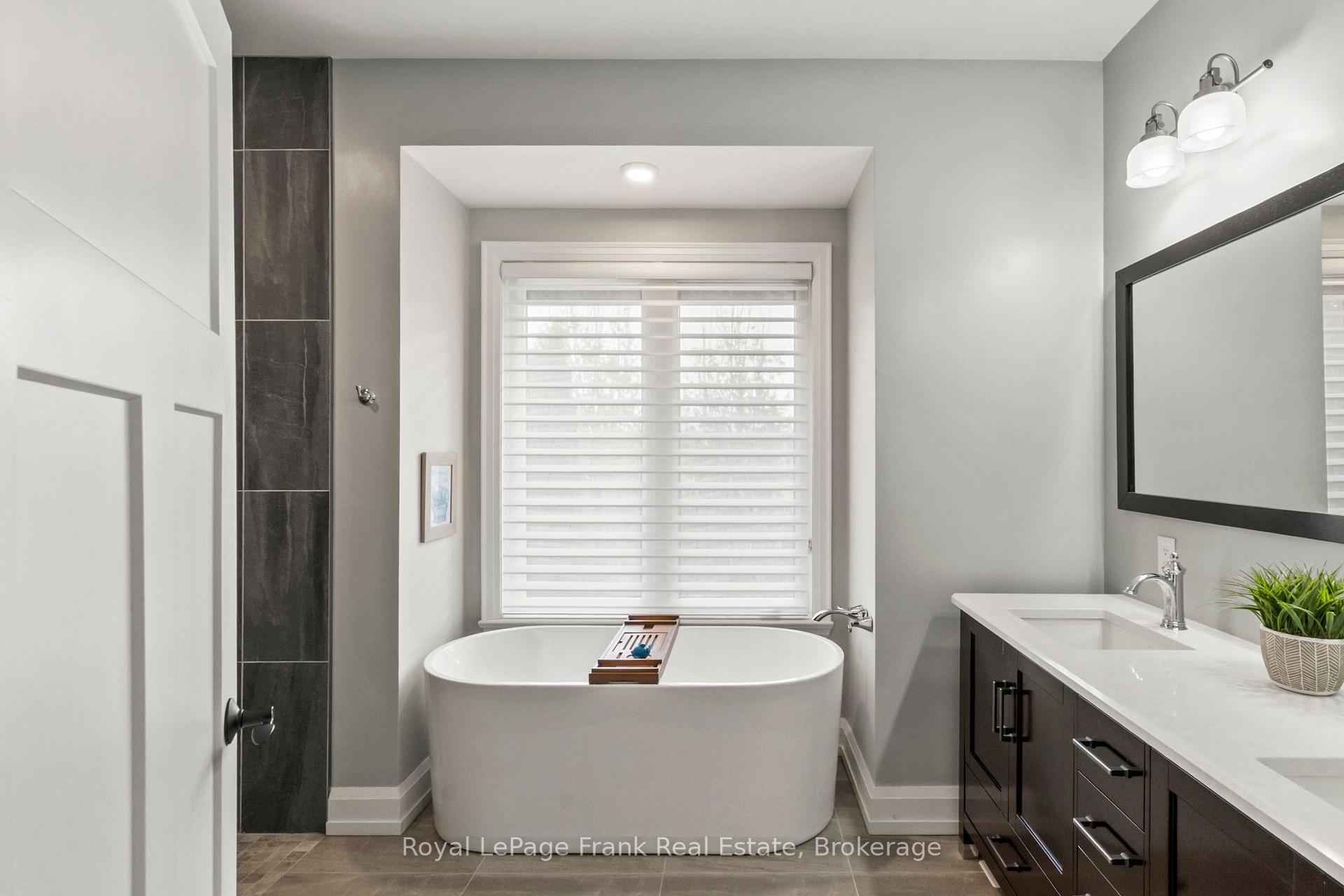 Photo 17 of 864 Burnham Street, Cobourg — HOMEH