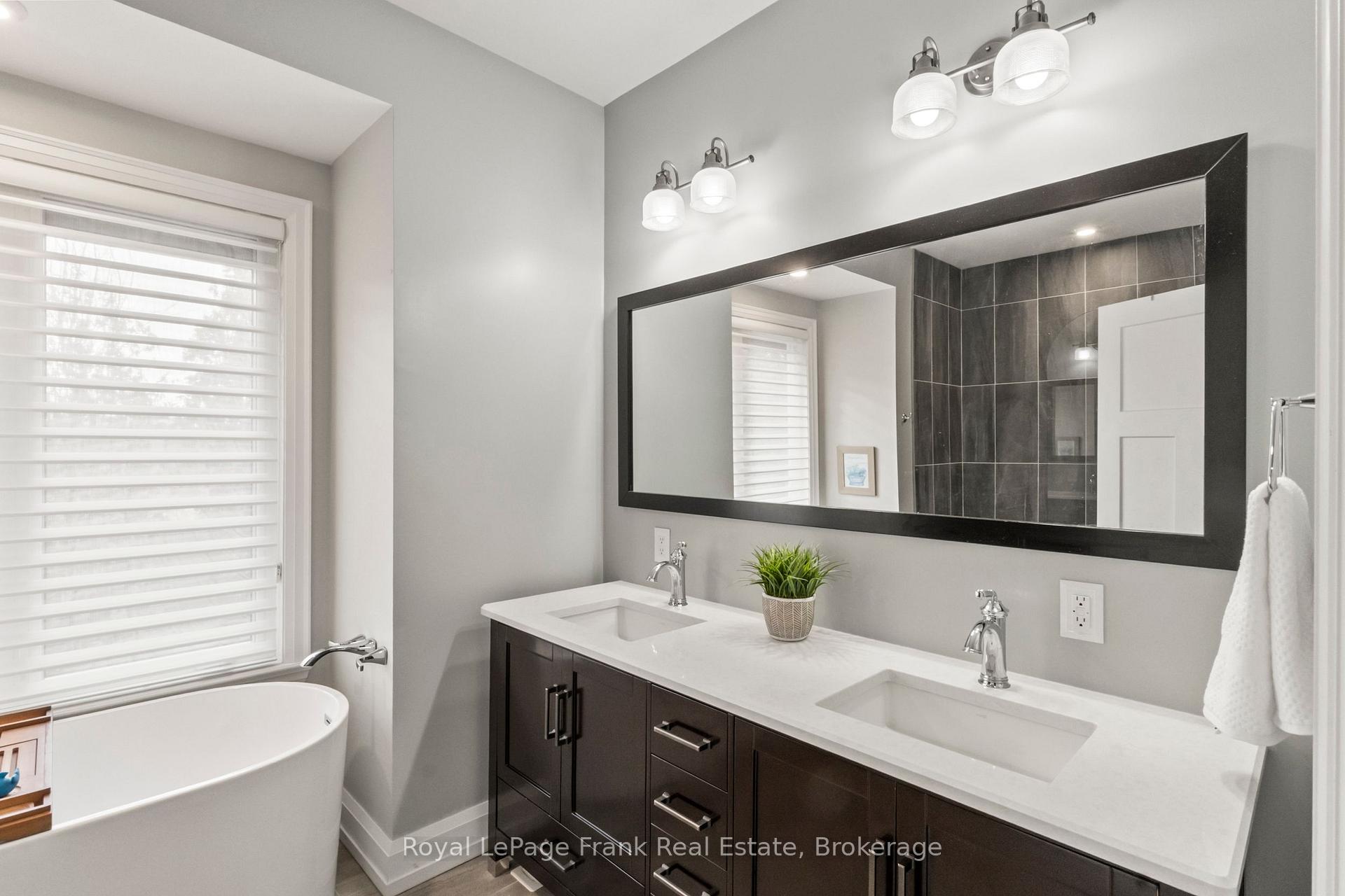 Photo 18 of 864 Burnham Street, Cobourg — HOMEH