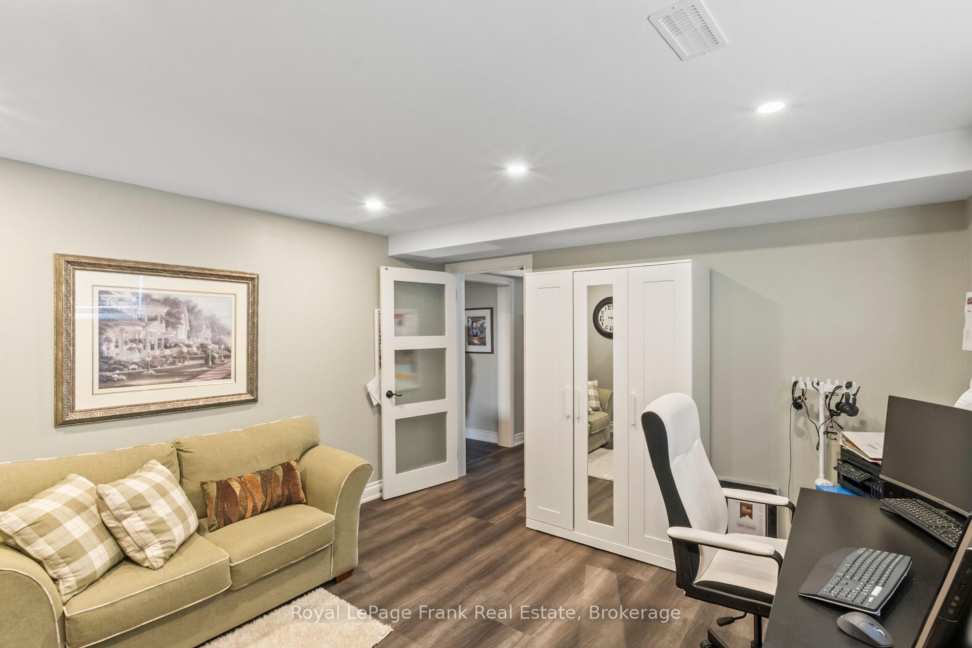 Photo 23 of 864 Burnham Street, Cobourg — HOMEH