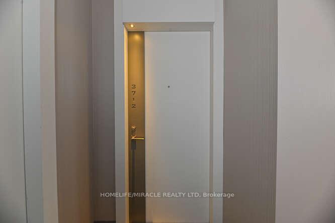 Photo 7 of Unit 3712, 8 The Esplanade N, Toronto, Waterfront Communities — HOMEH