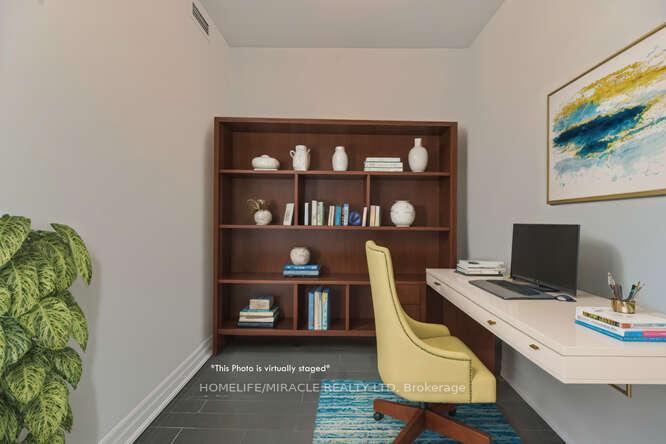 Photo 10 of Unit 3712, 8 The Esplanade N, Toronto, Waterfront Communities — HOMEH