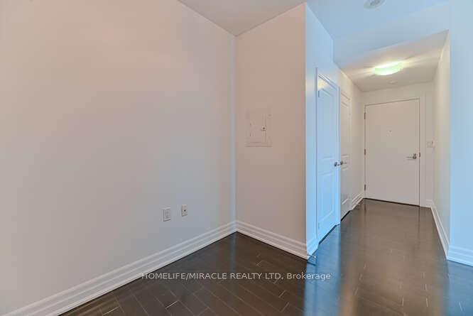 Photo 12 of Unit 3712, 8 The Esplanade N, Toronto, Waterfront Communities — HOMEH