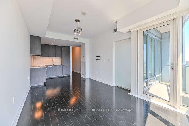 Photo 17 of Unit 3712, 8 The Esplanade N, Toronto, Waterfront Communities — HOMEH