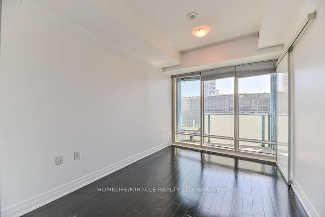 Photo 28 of Unit 3712, 8 The Esplanade N, Toronto, Waterfront Communities — HOMEH