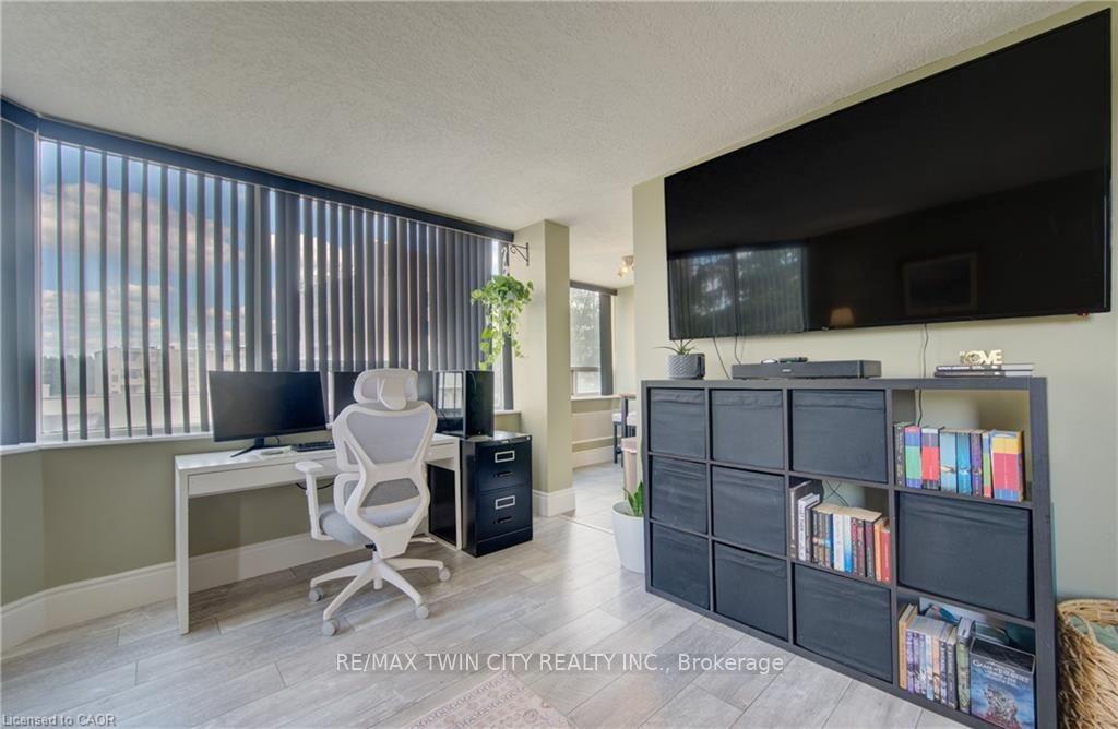 Photo 5 of Unit 409, 3227 King Street E, Kitchener — HOMEH