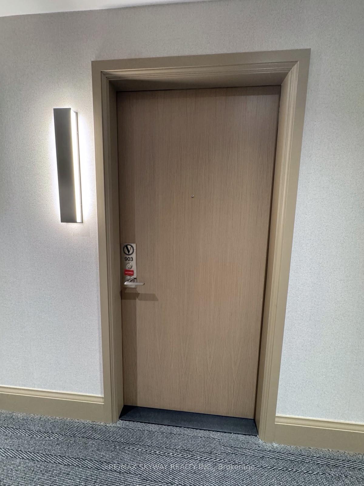 Photo 18 of Unit 903, 21 Meadowdale Road, Vaughan, Vaughan Corporate Centre — HOMEH
