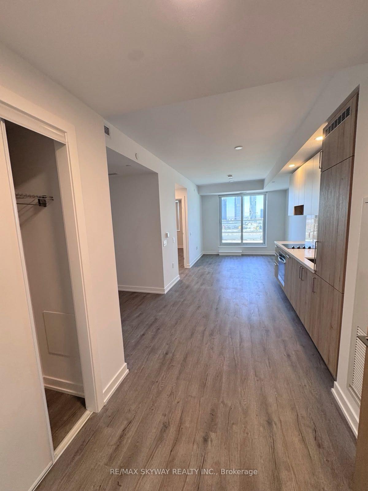 Photo 23 of Unit 903, 21 Meadowdale Road, Vaughan, Vaughan Corporate Centre — HOMEH