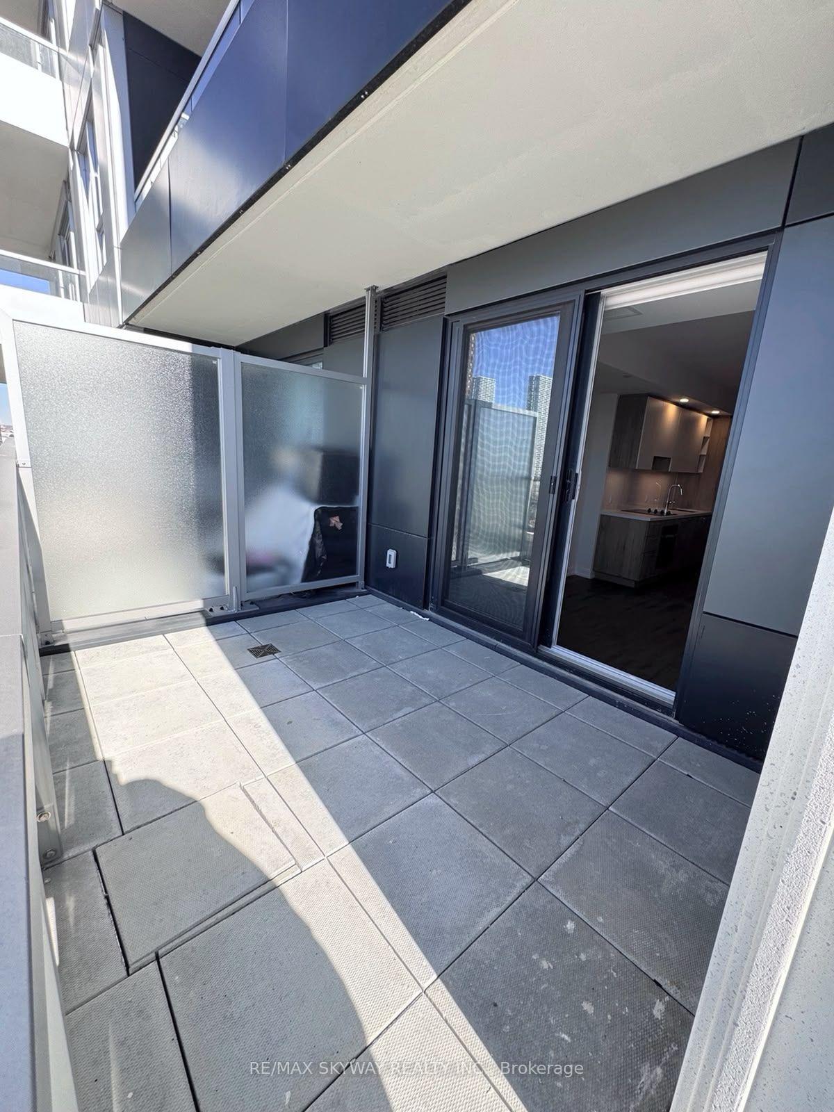 Photo 26 of Unit 903, 21 Meadowdale Road, Vaughan, Vaughan Corporate Centre — HOMEH