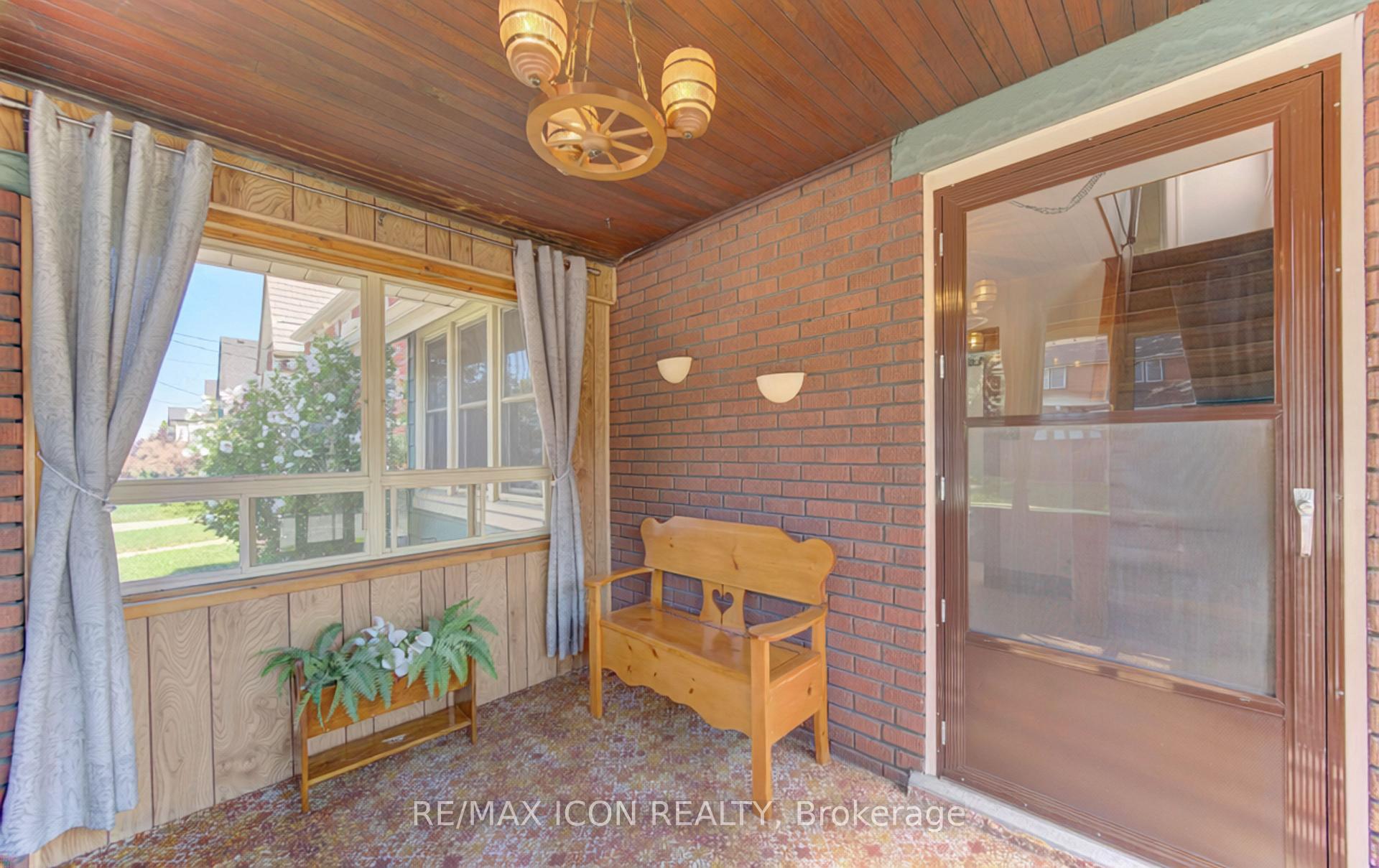 Photo 6 of 224 Weber Street E, Kitchener — HOMEH