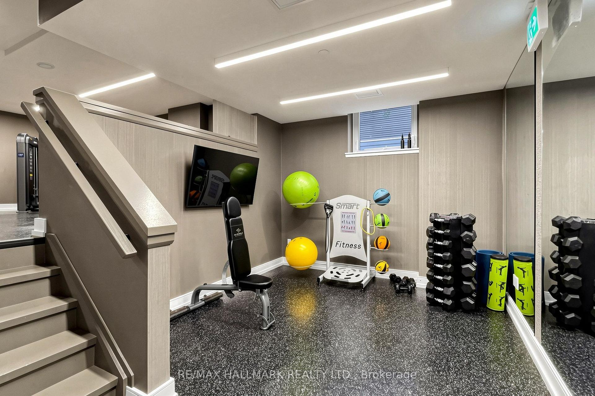 Photo 17 of Unit 305, 1 Cardiff Road, Toronto, Mount Pleasant West — HOMEH