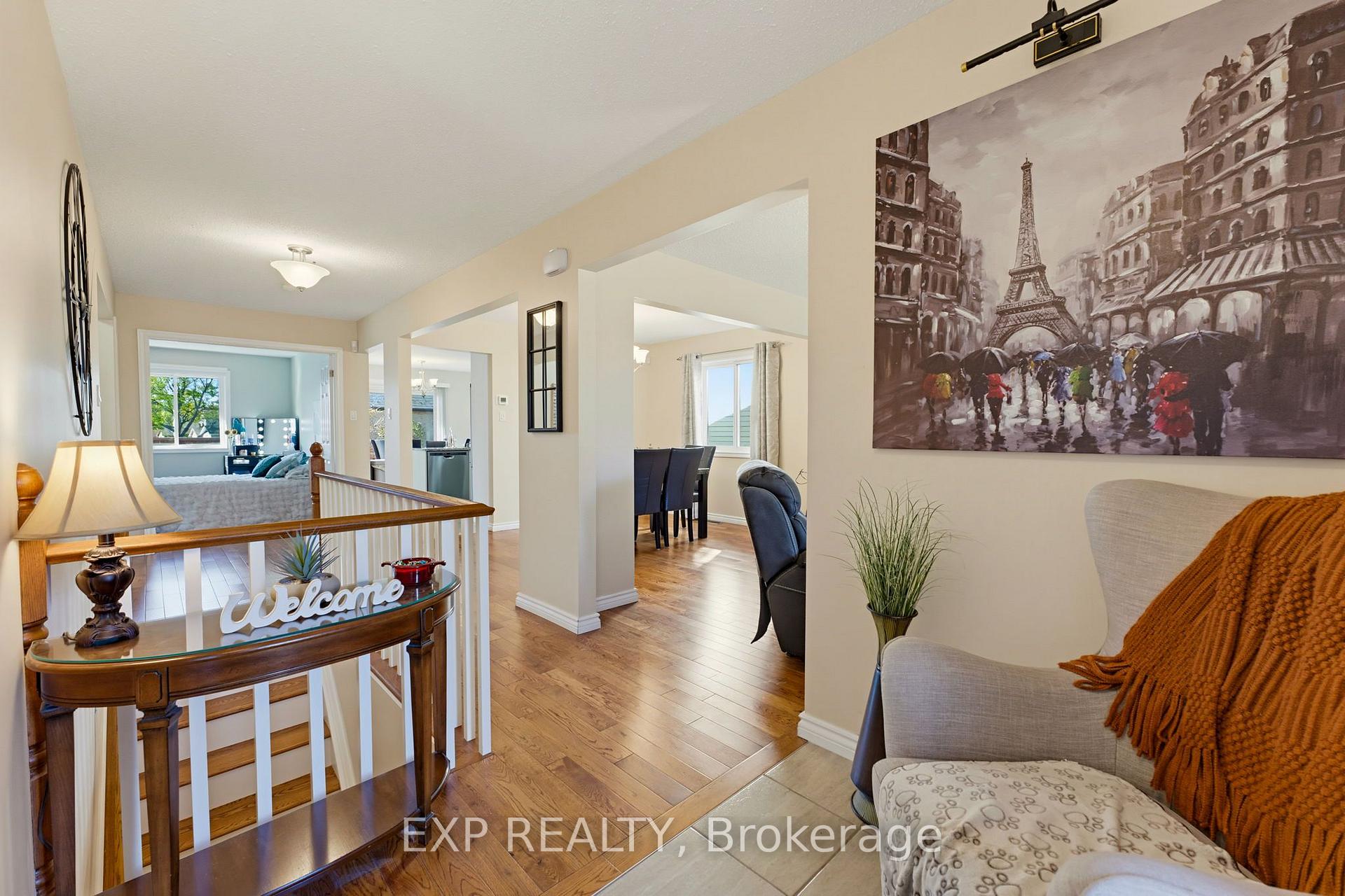 Photo 6 of 6450 Viseneau Drive, Ottawa, Chateauneuf — HOMEH