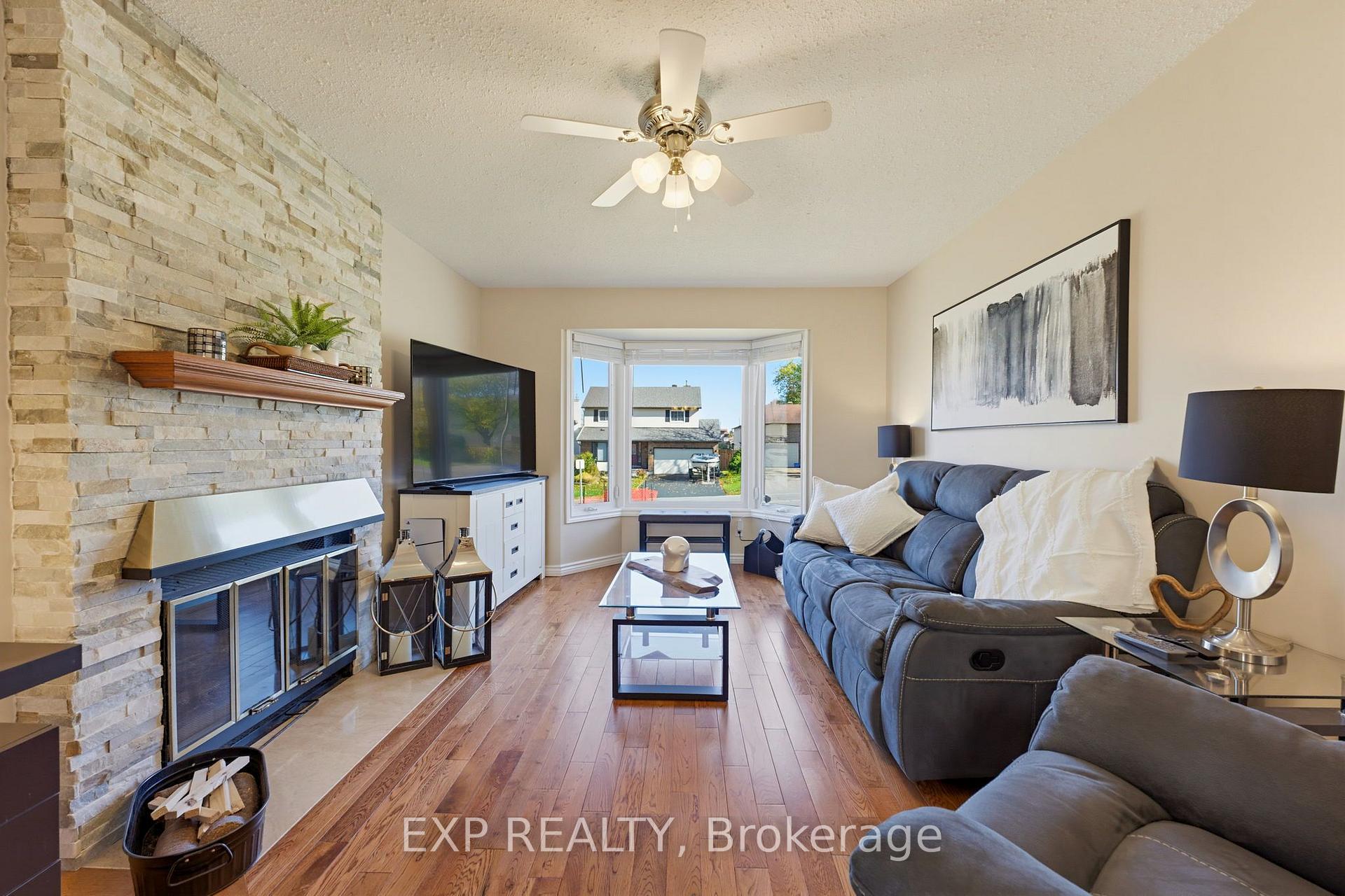 Photo 10 of 6450 Viseneau Drive, Ottawa, Chateauneuf — HOMEH