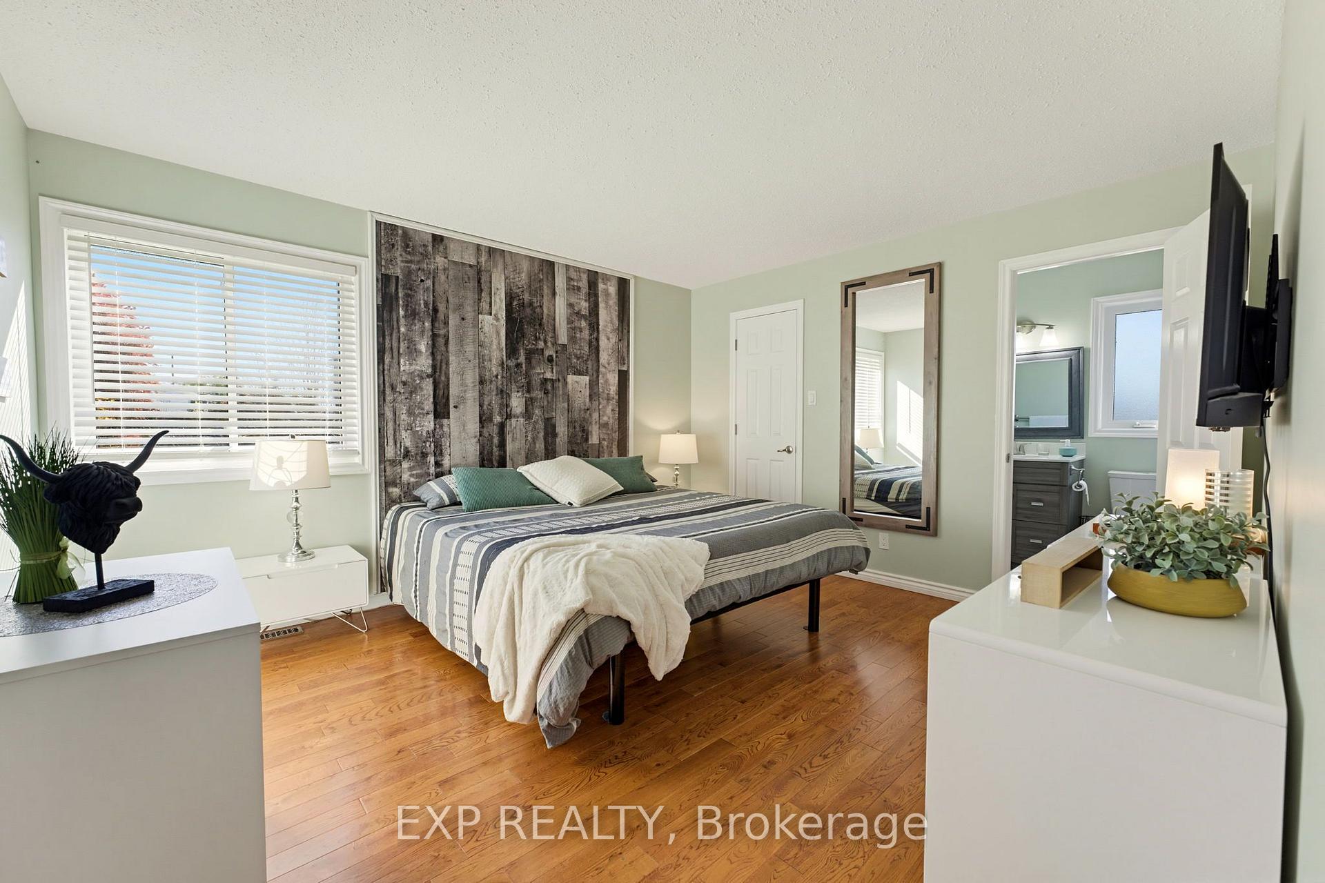 Photo 22 of 6450 Viseneau Drive, Ottawa, Chateauneuf — HOMEH