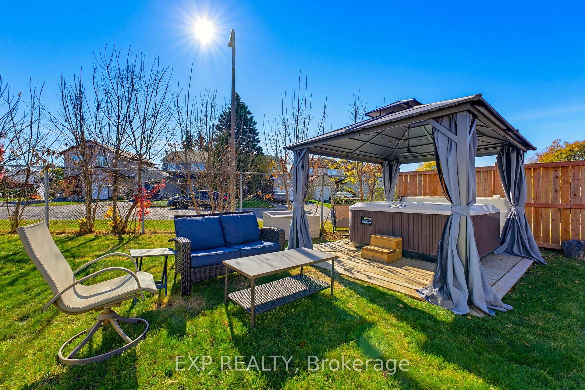Photo 44 of 6450 Viseneau Drive, Ottawa, Chateauneuf — HOMEH
