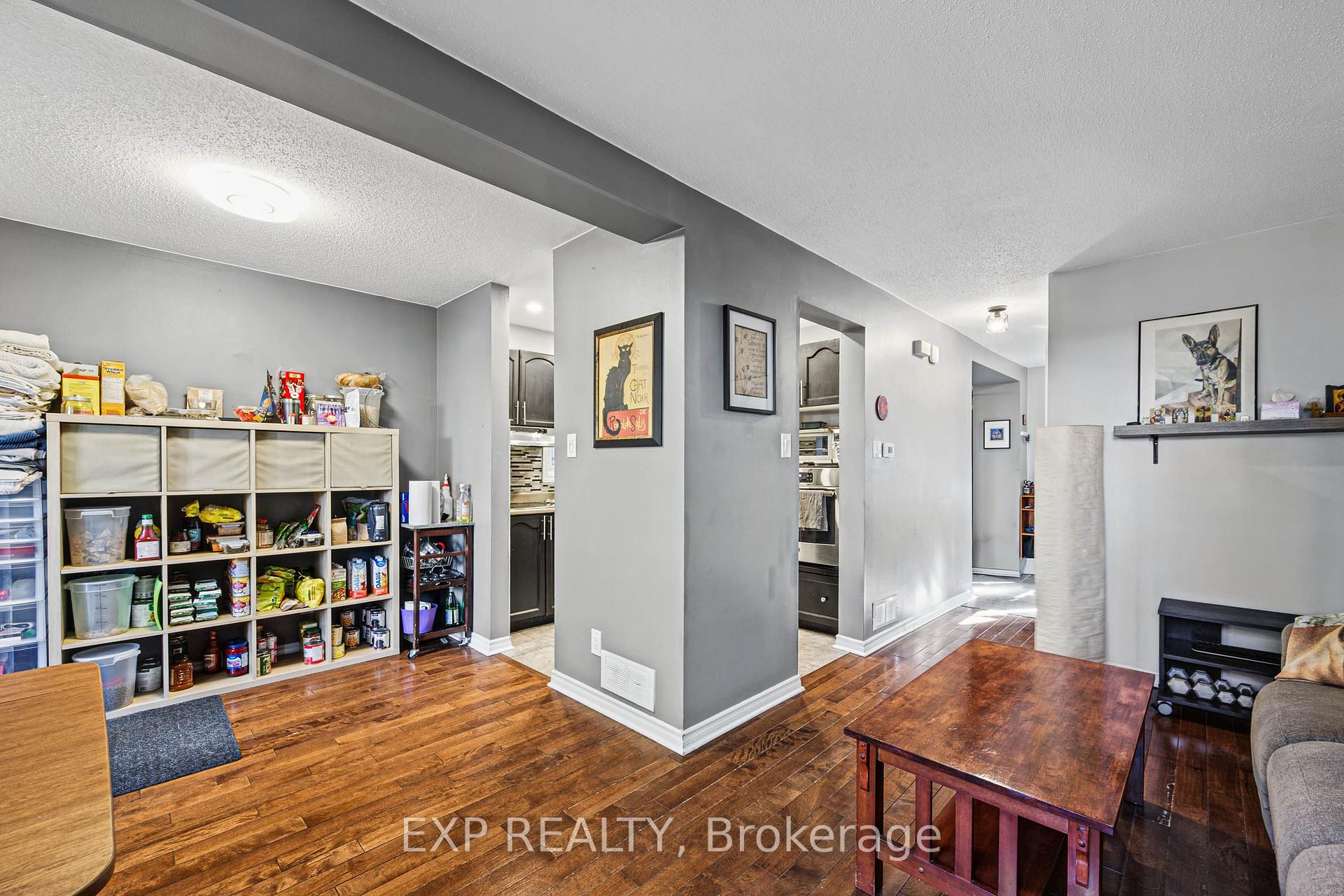 Photo 8 of 1677 Lacombe Drive, Ottawa, Fallingbrook/Pineridge — HOMEH