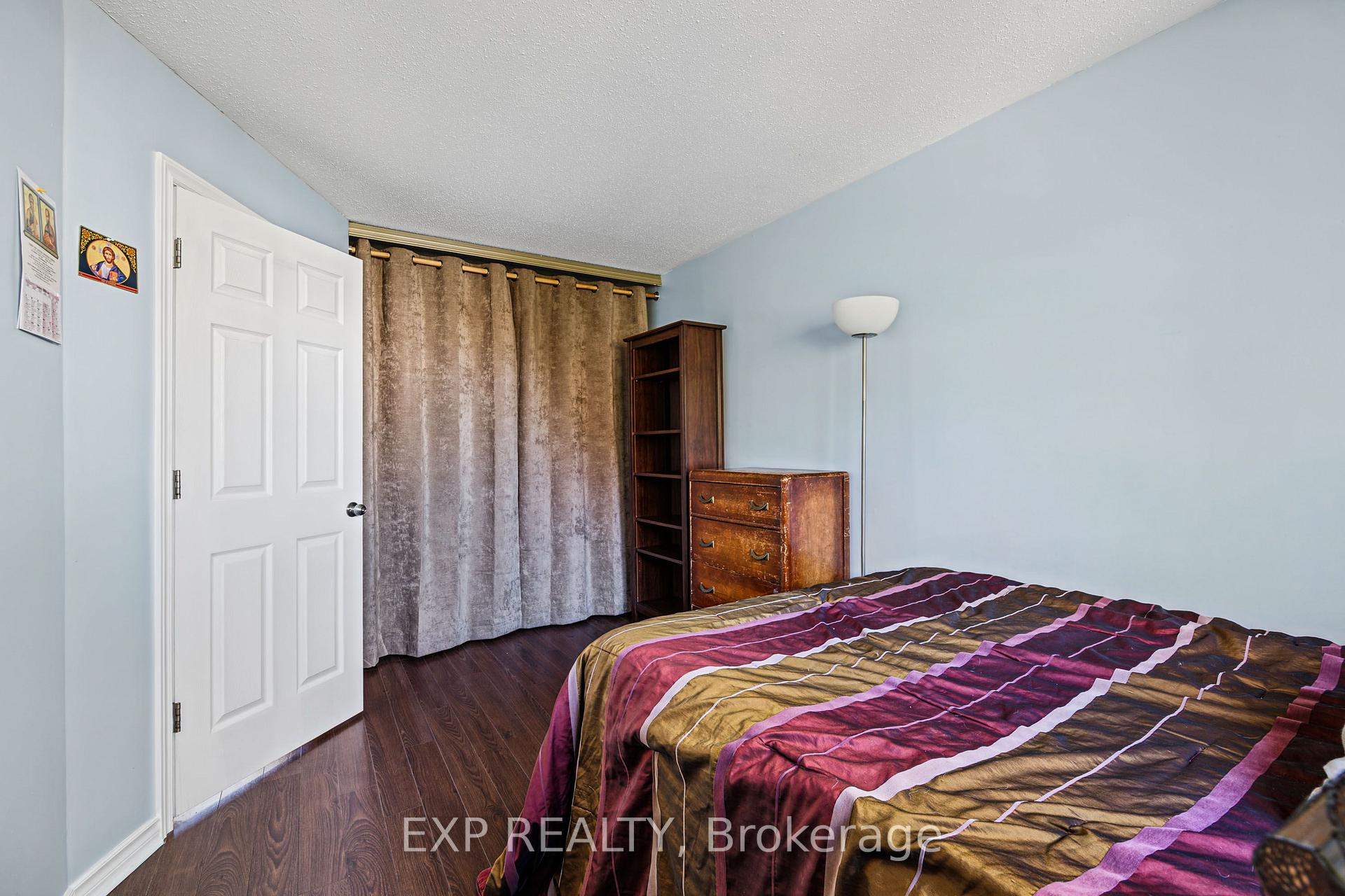 Photo 21 of 1677 Lacombe Drive, Ottawa, Fallingbrook/Pineridge — HOMEH