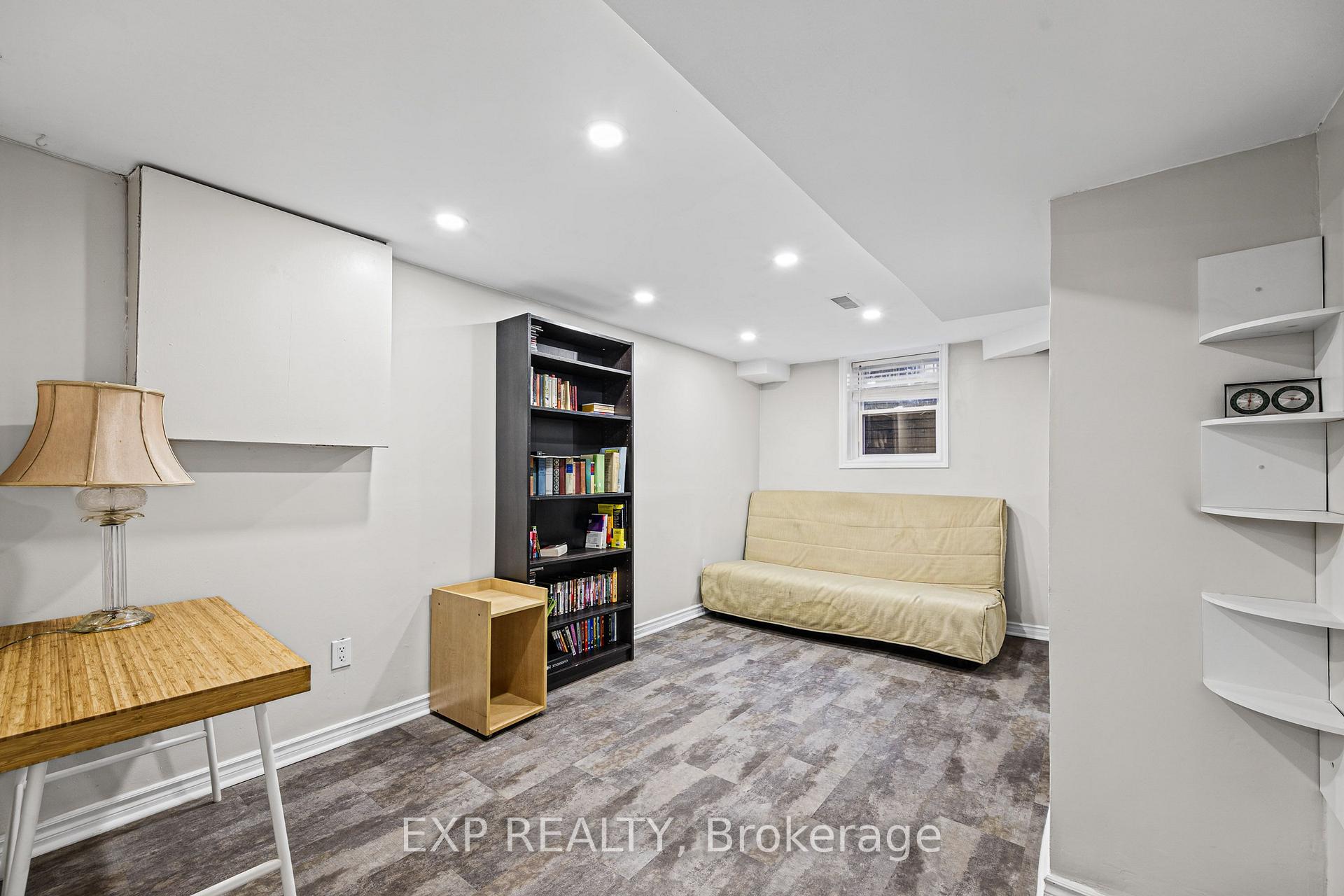 Photo 25 of 1677 Lacombe Drive, Ottawa, Fallingbrook/Pineridge — HOMEH