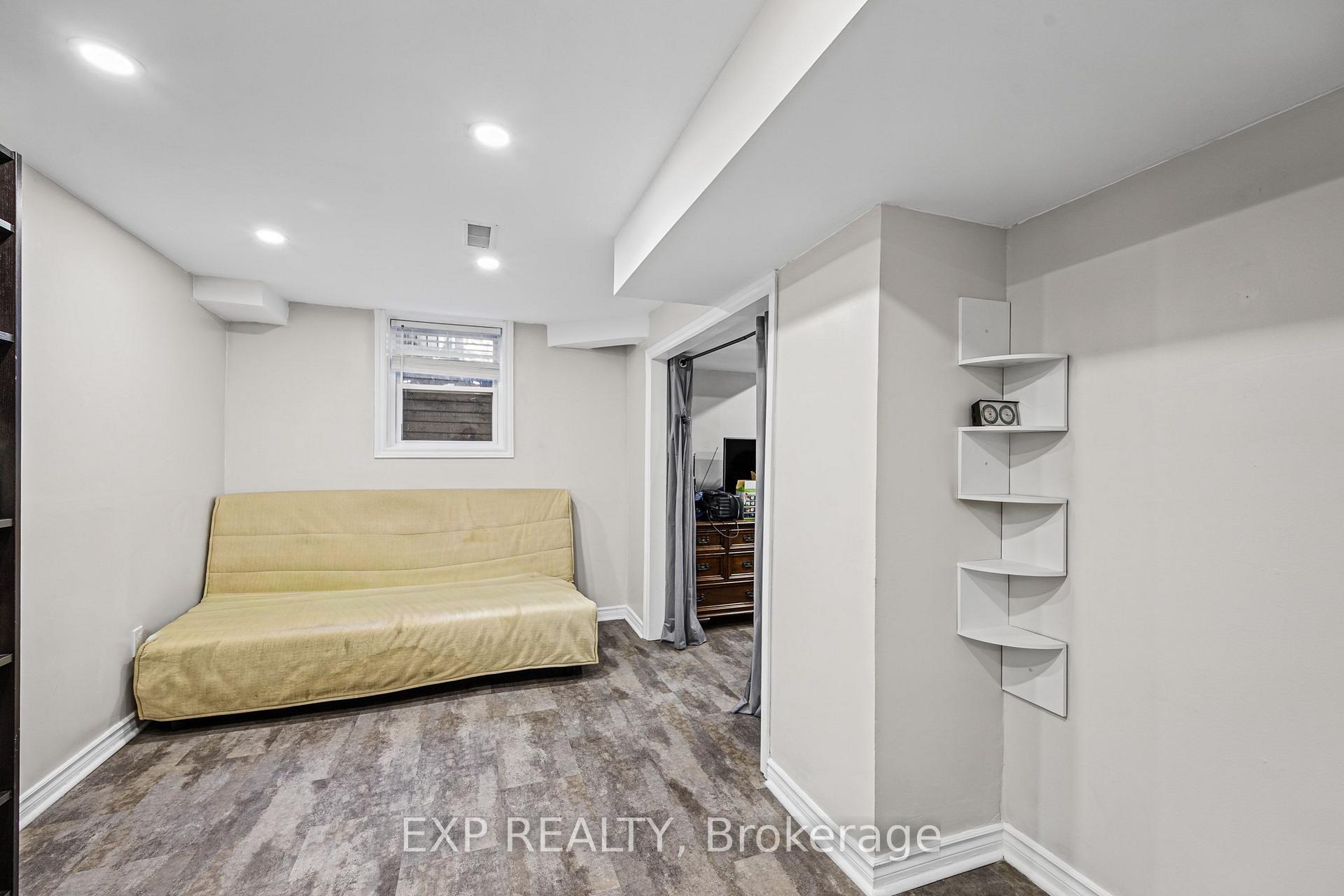 Photo 26 of 1677 Lacombe Drive, Ottawa, Fallingbrook/Pineridge — HOMEH