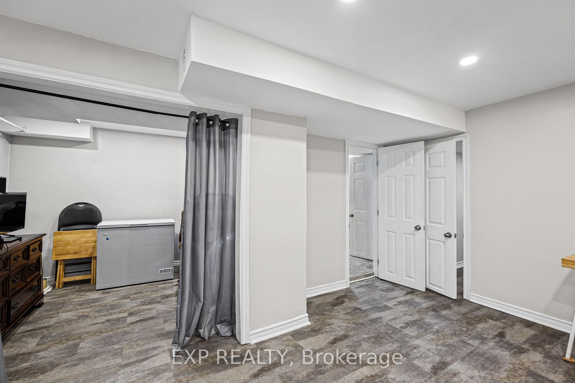 Photo 28 of 1677 Lacombe Drive, Ottawa, Fallingbrook/Pineridge — HOMEH
