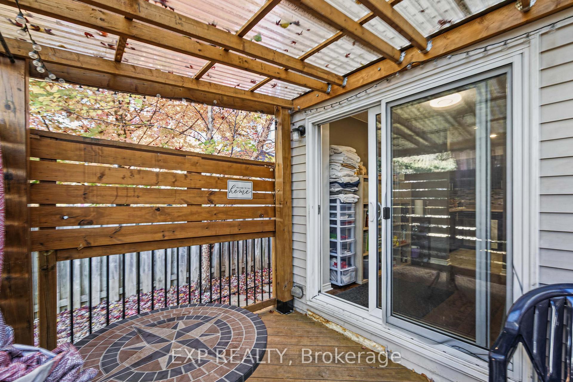 Photo 33 of 1677 Lacombe Drive, Ottawa, Fallingbrook/Pineridge — HOMEH