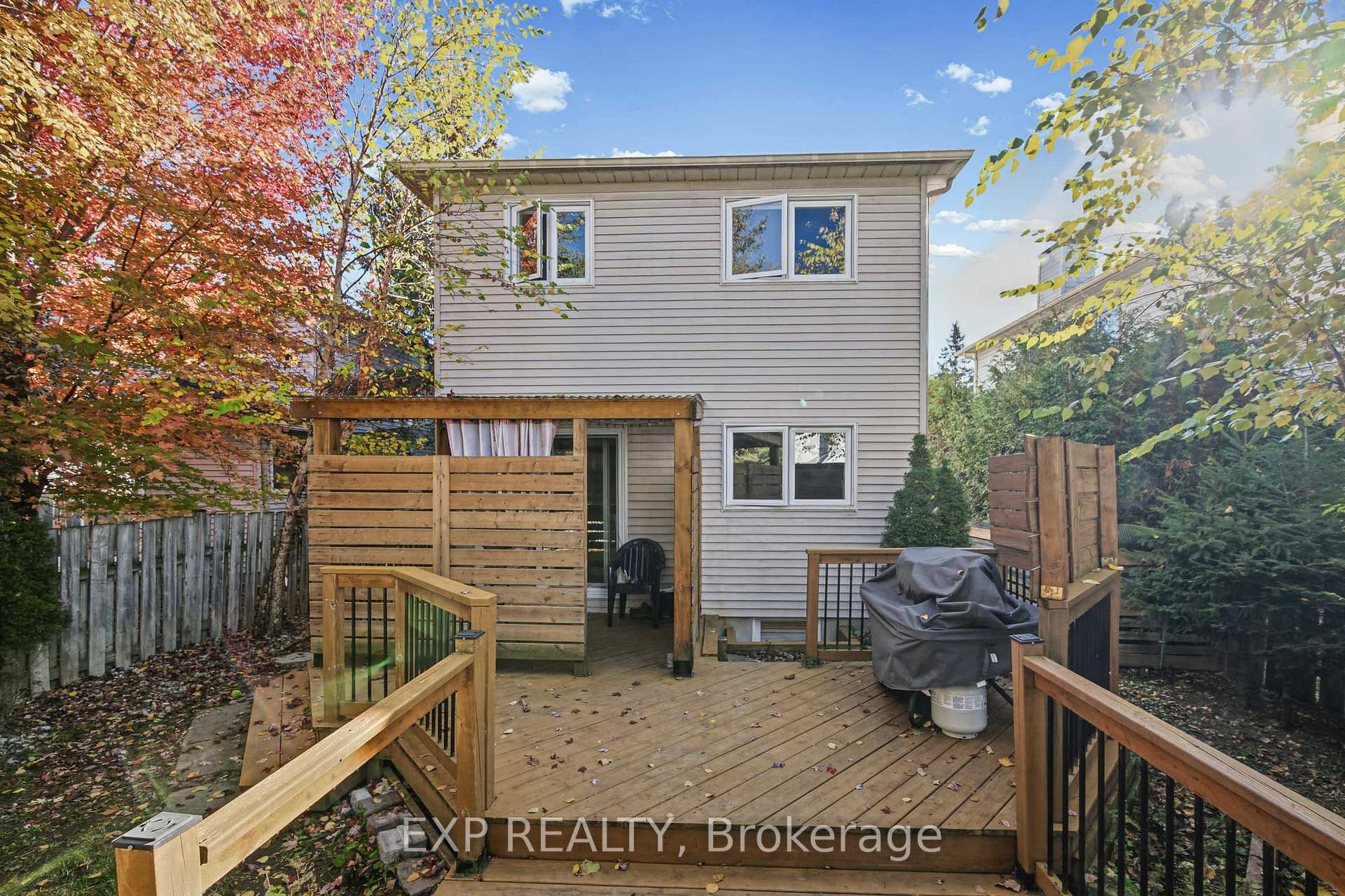 Photo 37 of 1677 Lacombe Drive, Ottawa, Fallingbrook/Pineridge — HOMEH