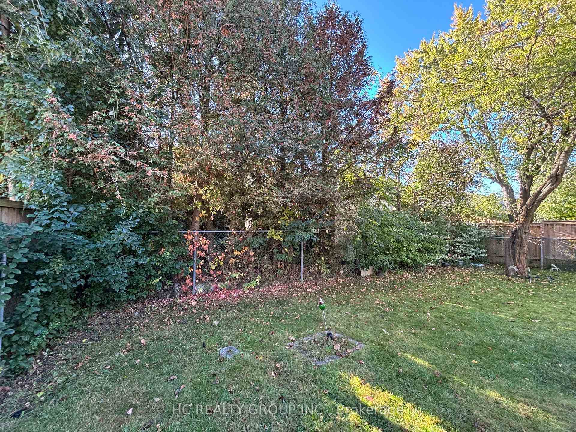 Photo 15 of 27 Lucas Lane, Ajax, South West — HOMEH