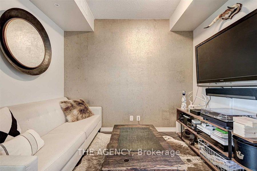 Photo 11 of Unit N811, 120 Bayview Avenue, Toronto, Waterfront Communities — HOMEH