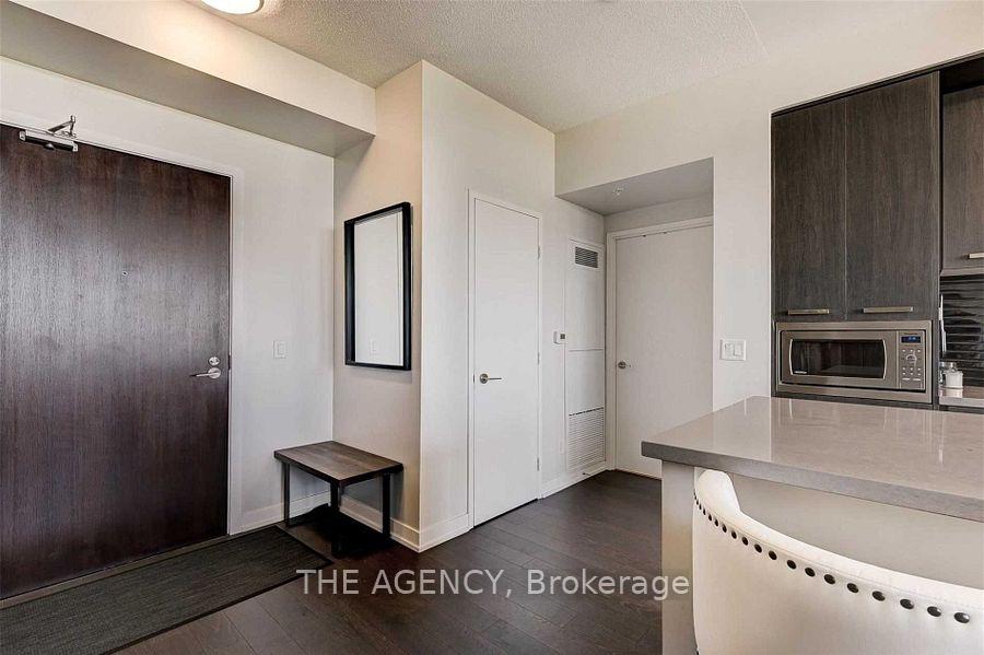 Photo 12 of Unit N811, 120 Bayview Avenue, Toronto, Waterfront Communities — HOMEH