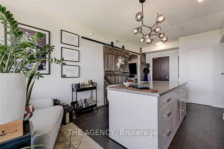 Photo 15 of Unit N811, 120 Bayview Avenue, Toronto, Waterfront Communities — HOMEH