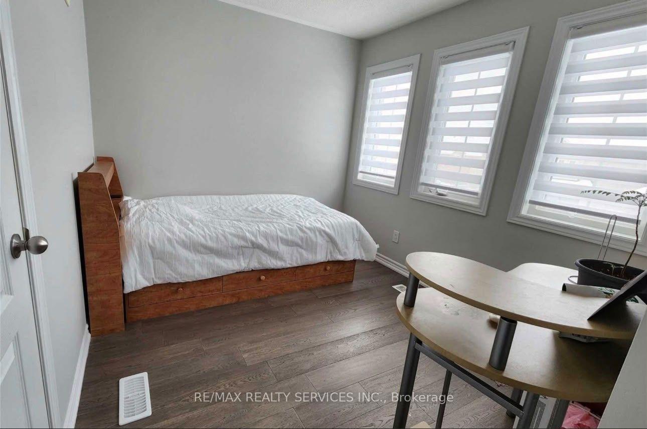 Photo 10 of 91 Daden Oaks Drive, Brampton, Bram East — HOMEH